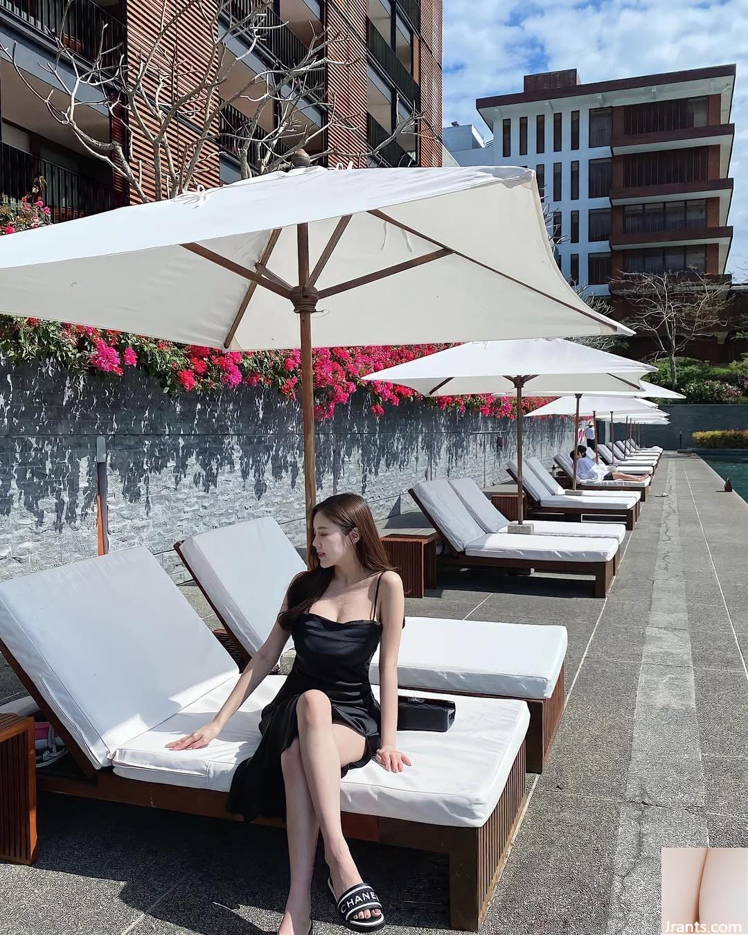 Đường cong cơ thể mảnh khảnh “Hua Hua” ngọt ngào và gợi cảm (37p) - Ảnh 30