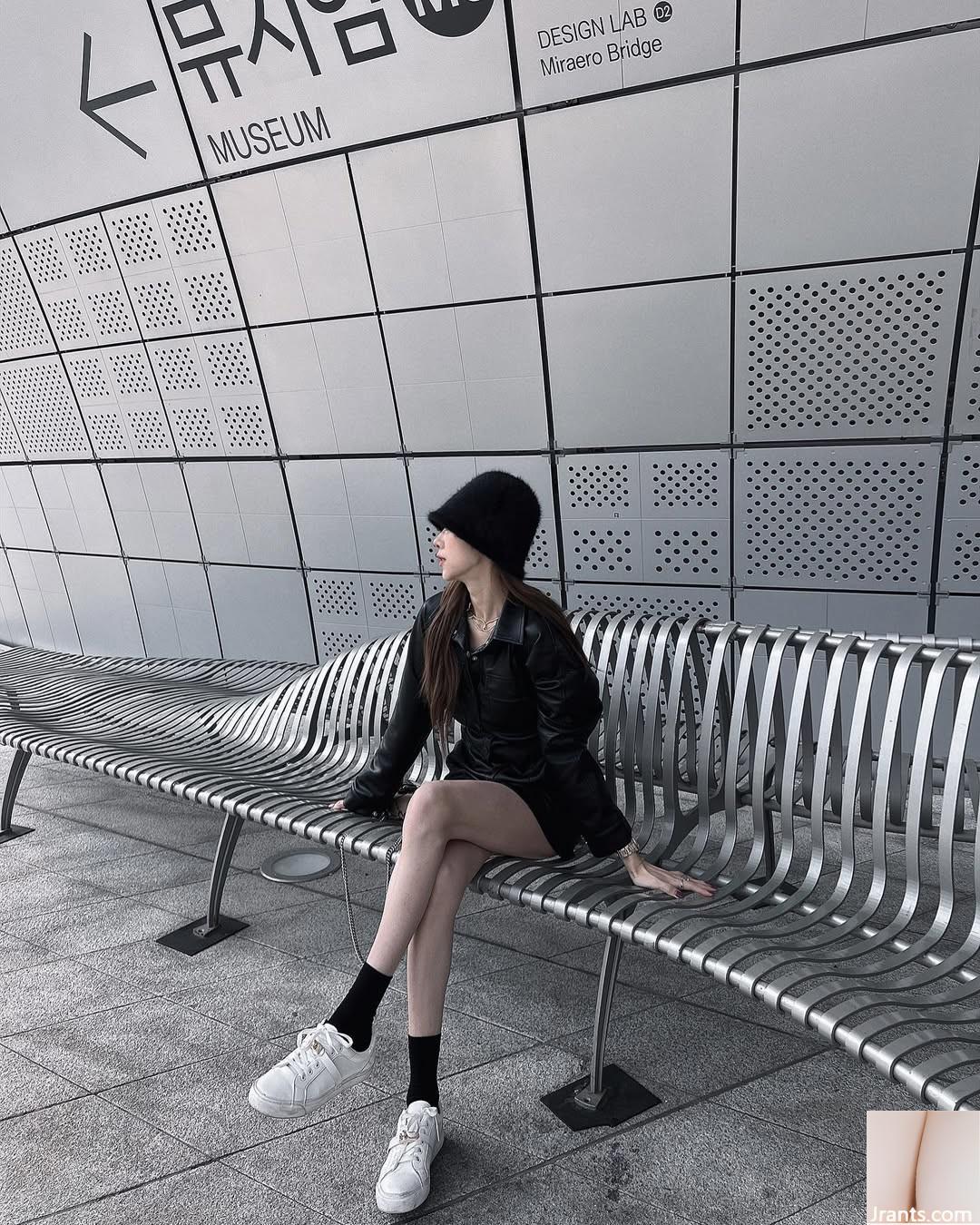 Cái nhìn trẻ thật đáng yêu. - Ảnh 16