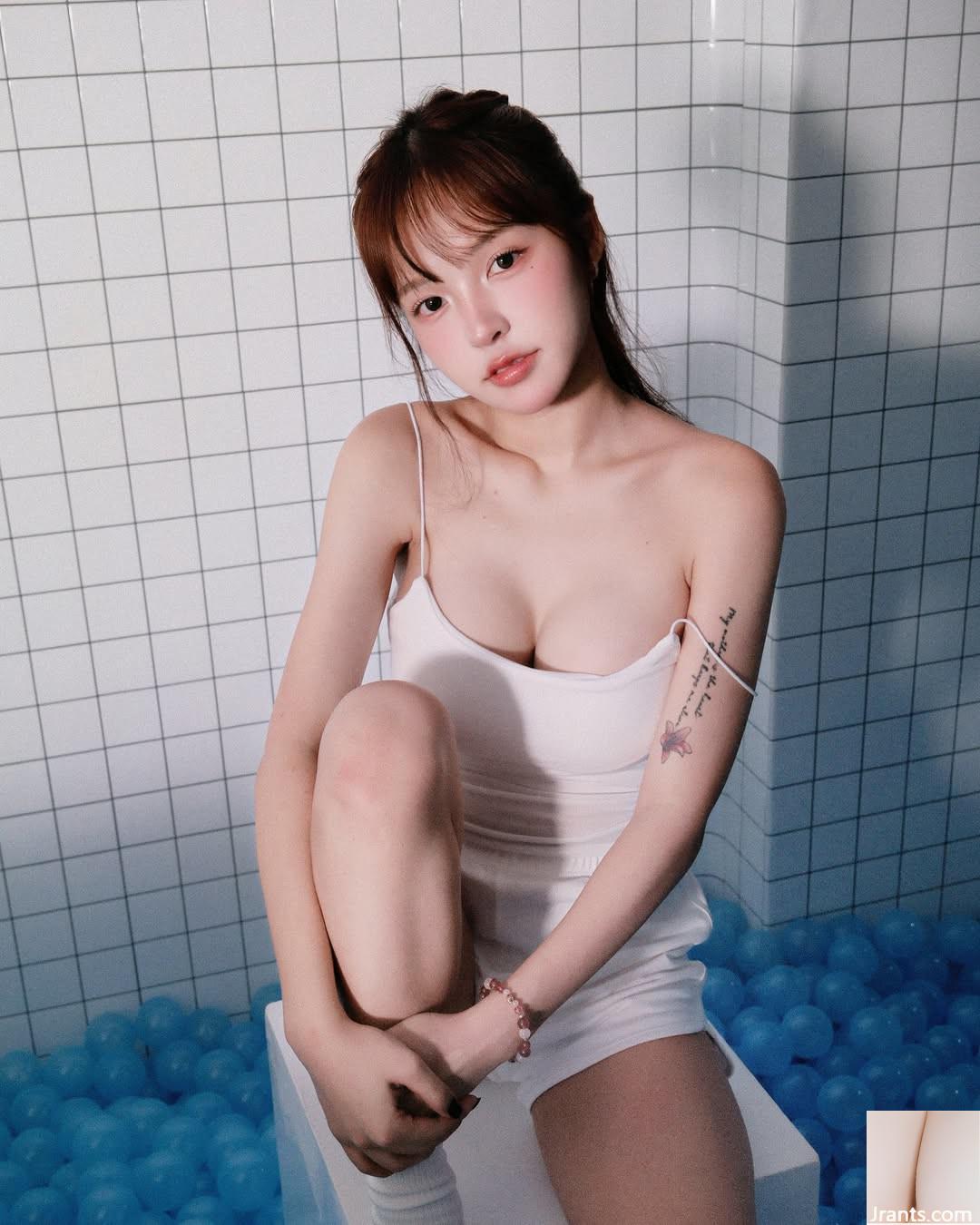 Gương mặt ngọt ngào của “UU” không giấu được vẻ sexy chết người (10P) - Ảnh 3