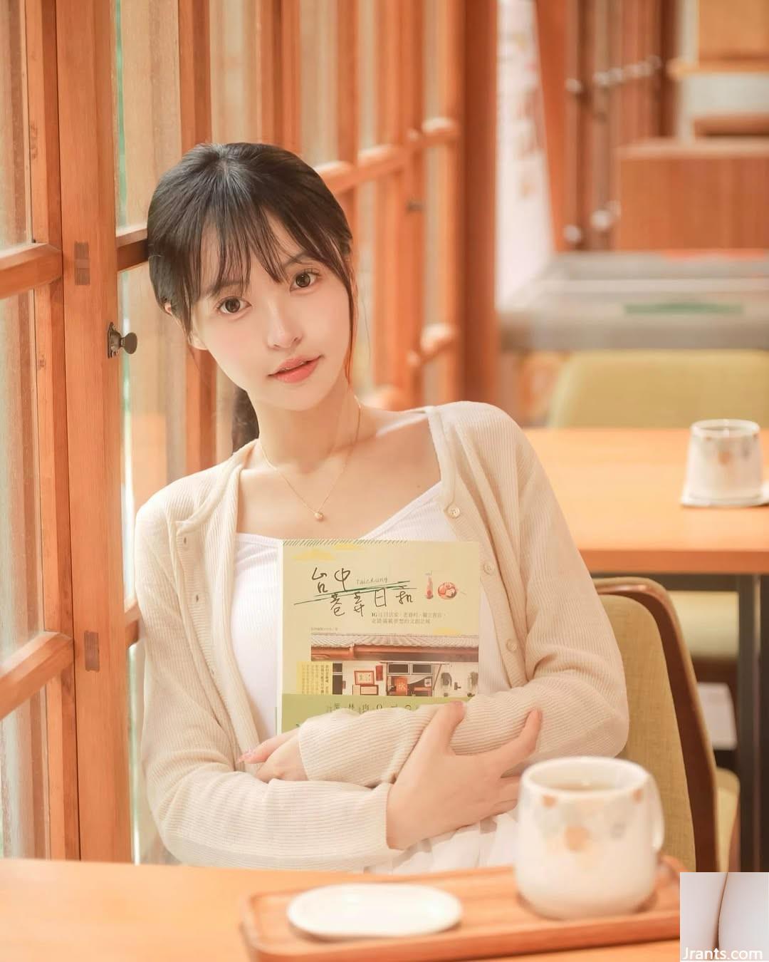 Gương mặt ngọt ngào của “UU” không giấu được vẻ sexy chết người (10P) - Ảnh 8