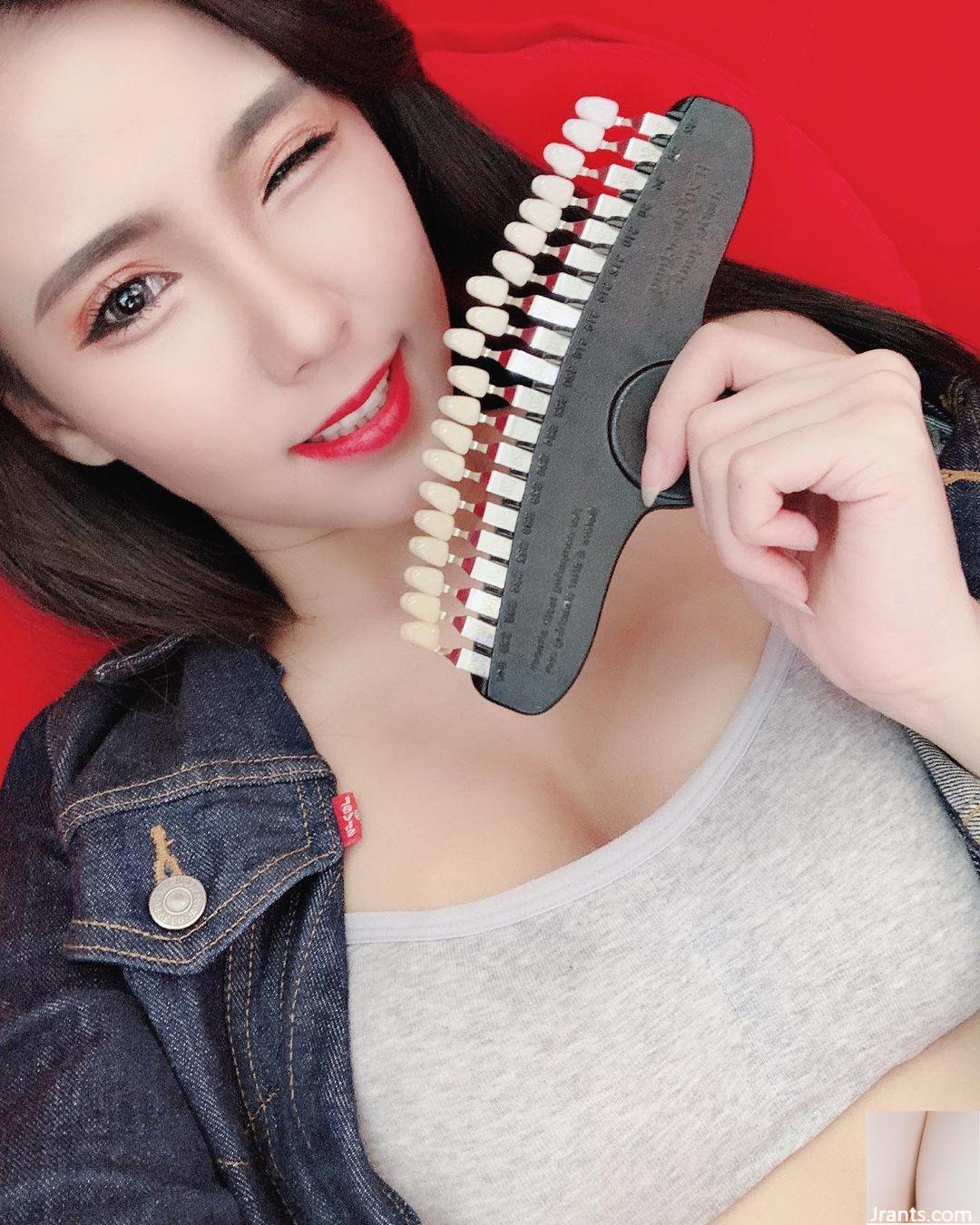 Vú to thấp “Glaze”, rãnh đầy đặn và sâu, đường cong gợi cảm và rạng ngời, không chê vào đâu được (26P) - Ảnh 2