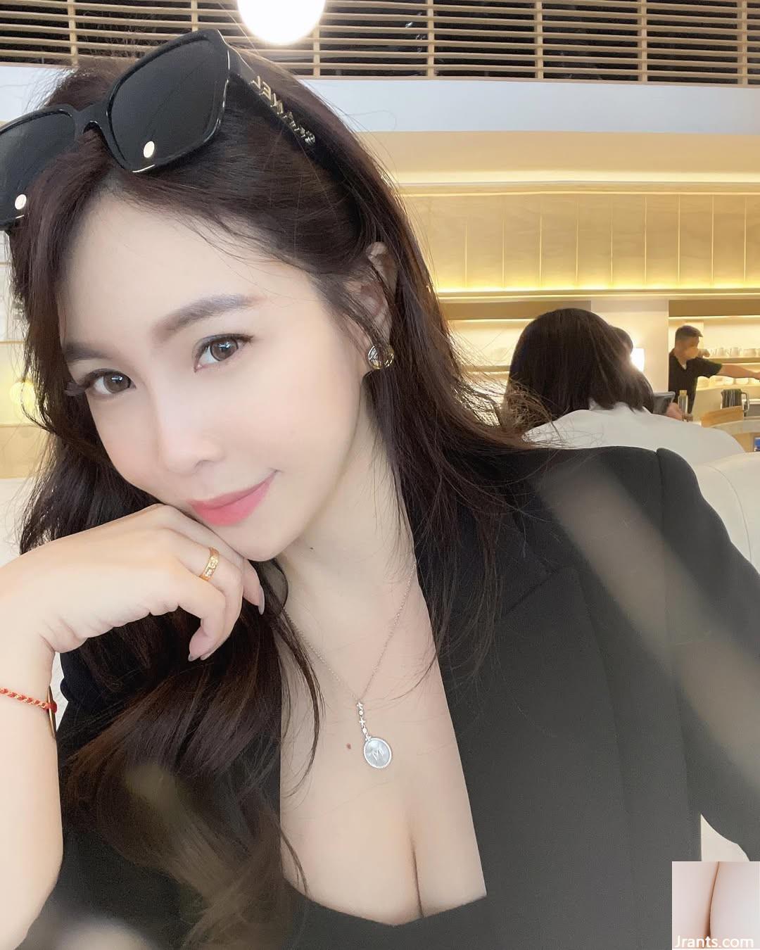 Vẻ quyến rũ đến Hụt hơi của “Tiên nữ E” với thân hình nóng bỏng (18P) - Ảnh 2