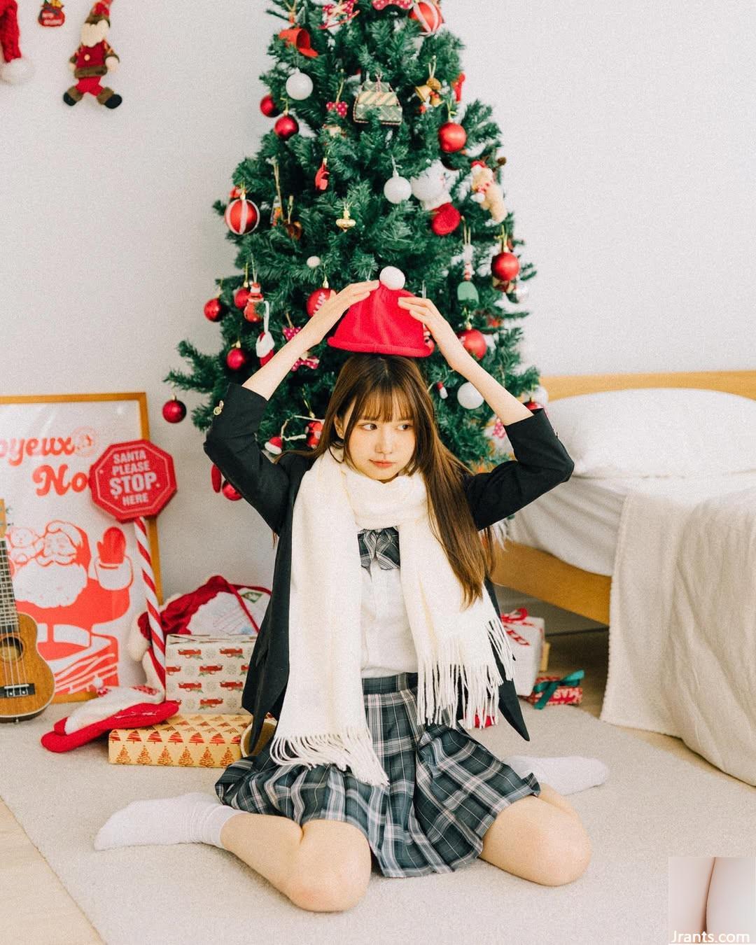 (刭外8 Jiaying) Khuôn mặt nhỏ nhắn toát lên khí chất trẻ trung (24P) - Ảnh 6