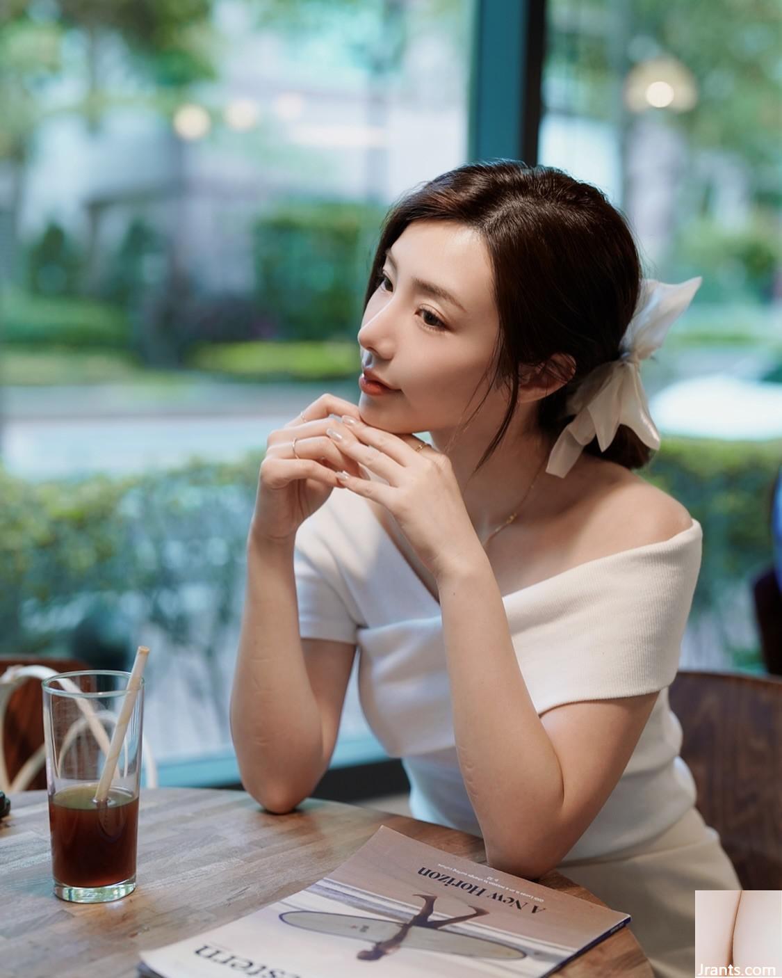 “Zora” lãng mạn khoe đường cong quyến rũ (39P) khơi dậy trí tưởng tượng của mọi người - Ảnh 31