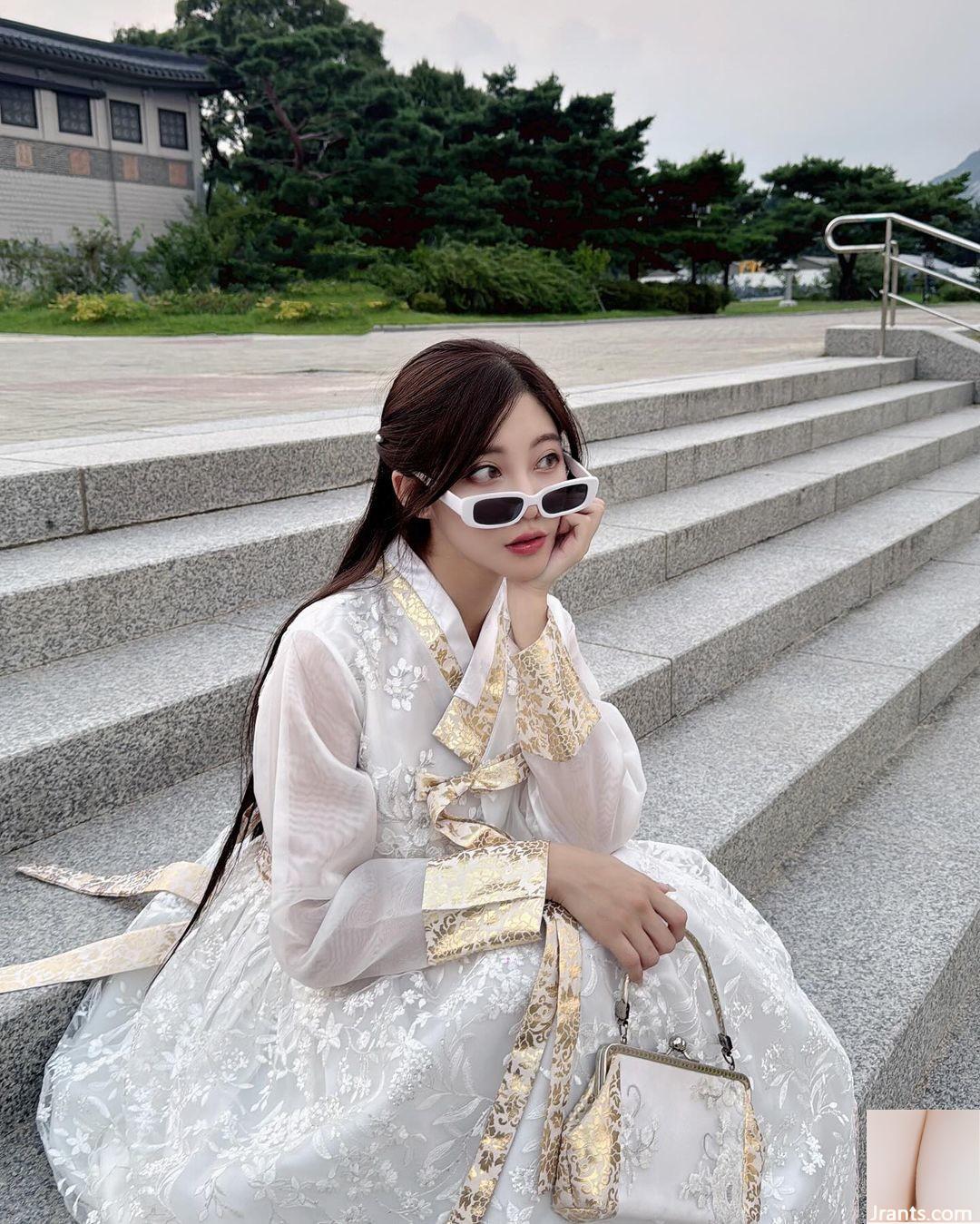 Khuôn mặt ngọt ngào “Chris Ziting” cư dân mạng đã xem vết sưng nai bên trong của Yan Yan (33p) - Ảnh 30