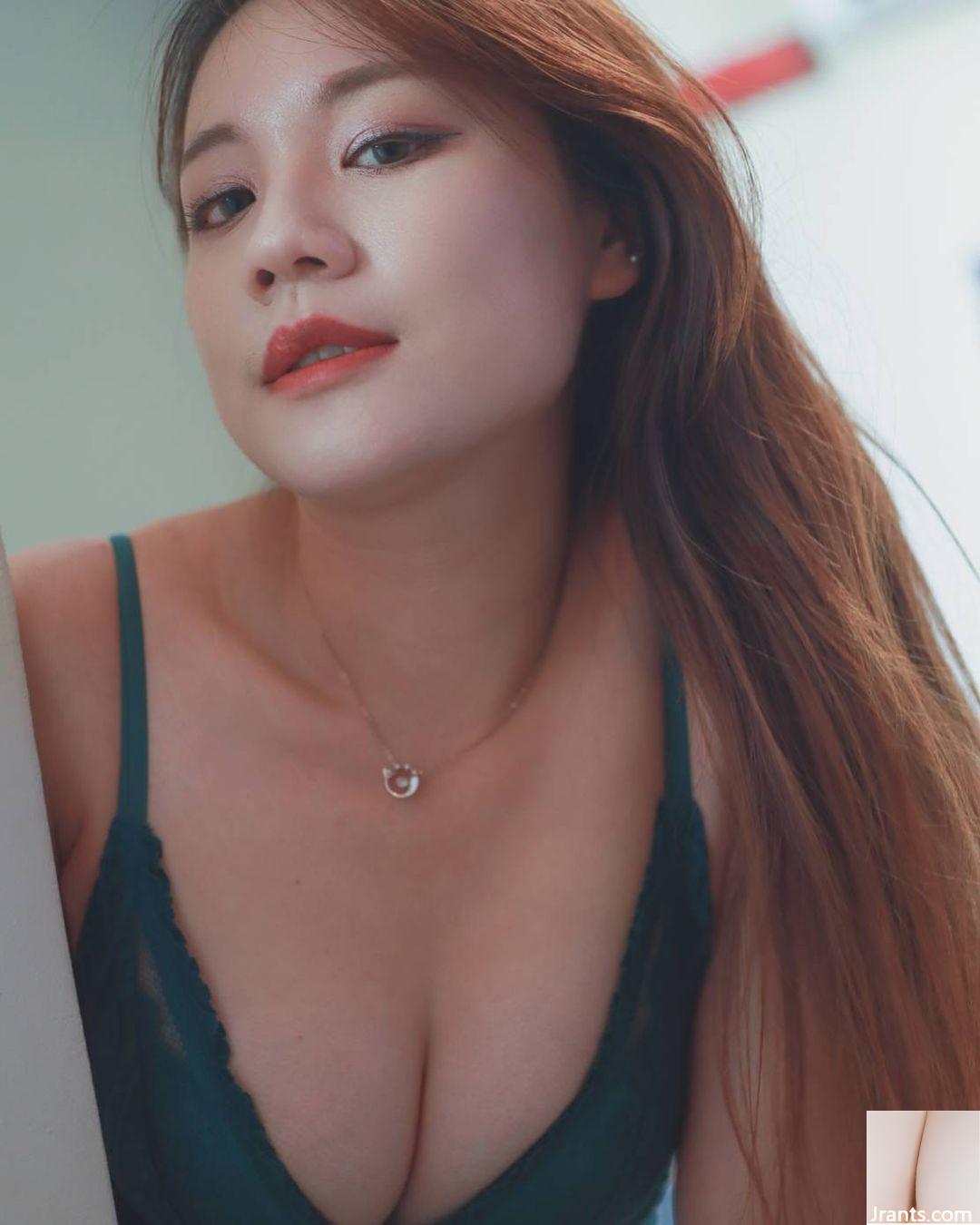 Vóc dáng gợi cảm của “Shuang’er” quá chết người và tư thế mảnh mai siêu gợi cảm (50P) - Ảnh 39