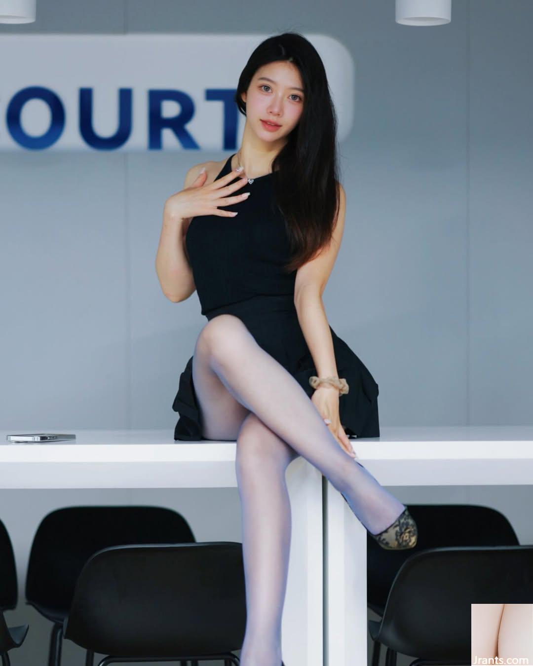 Thân hình nóng bỏng quyến rũ “Miko Ren” có vẻ ngoài ngọt ngào, ưa nhìn và thơm tho (31P) - Ảnh 2