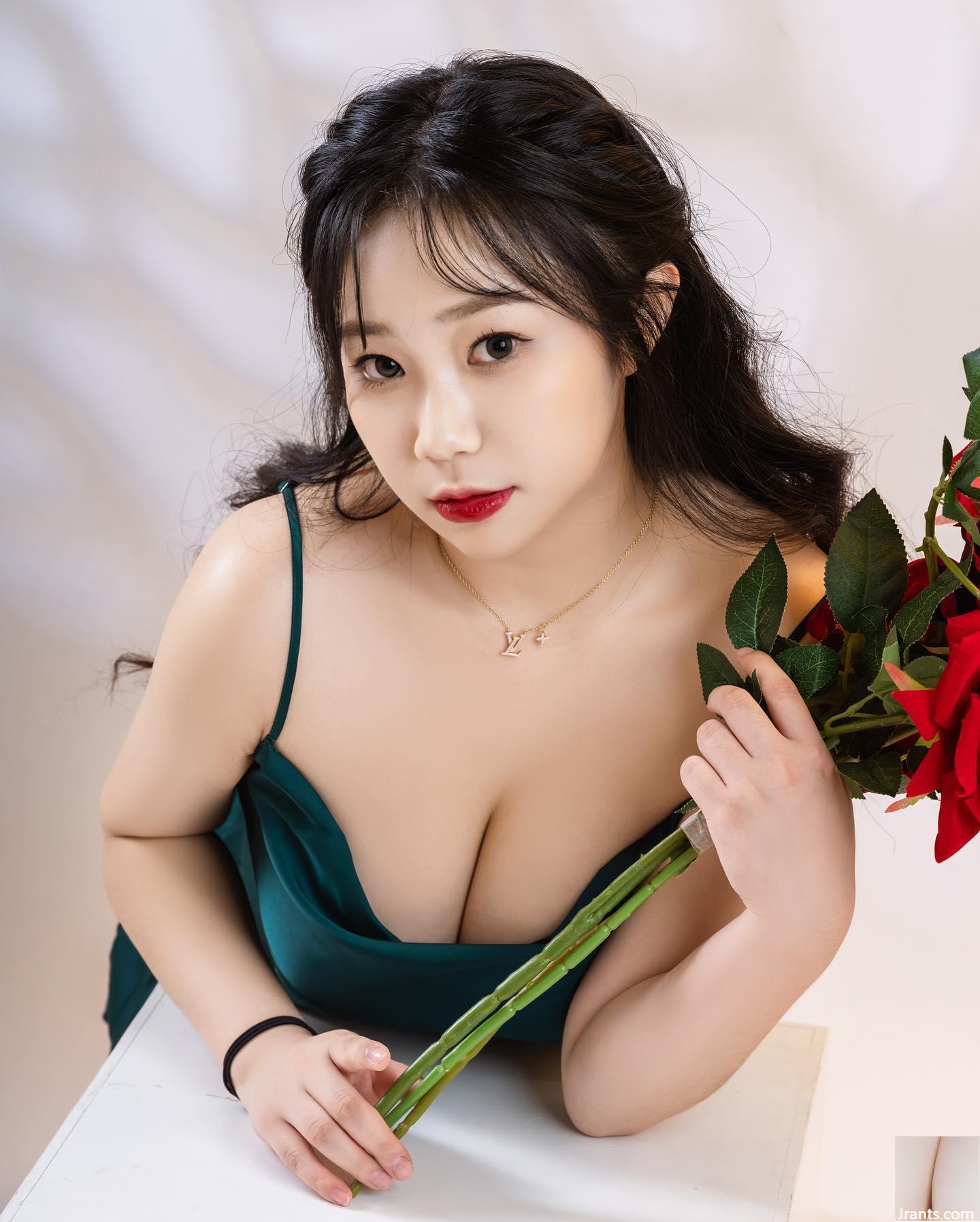 “Yonghan Kelly” xinh đẹp với bộ ngực tuyết dễ thương khoe vóc dáng bụ bẫm và nóng bỏng với chất lượng không chê vào đâu được (19P) - Ảnh 13