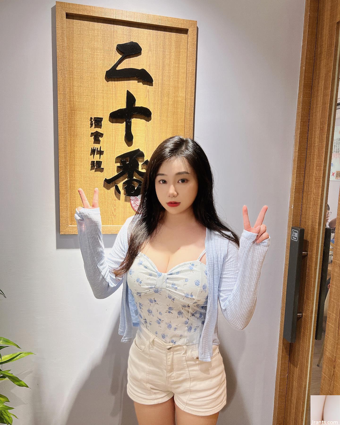 “Yonghan Kelly” xinh đẹp với bộ ngực tuyết dễ thương khoe vóc dáng bụ bẫm và nóng bỏng với chất lượng không chê vào đâu được (19P) - Ảnh 4