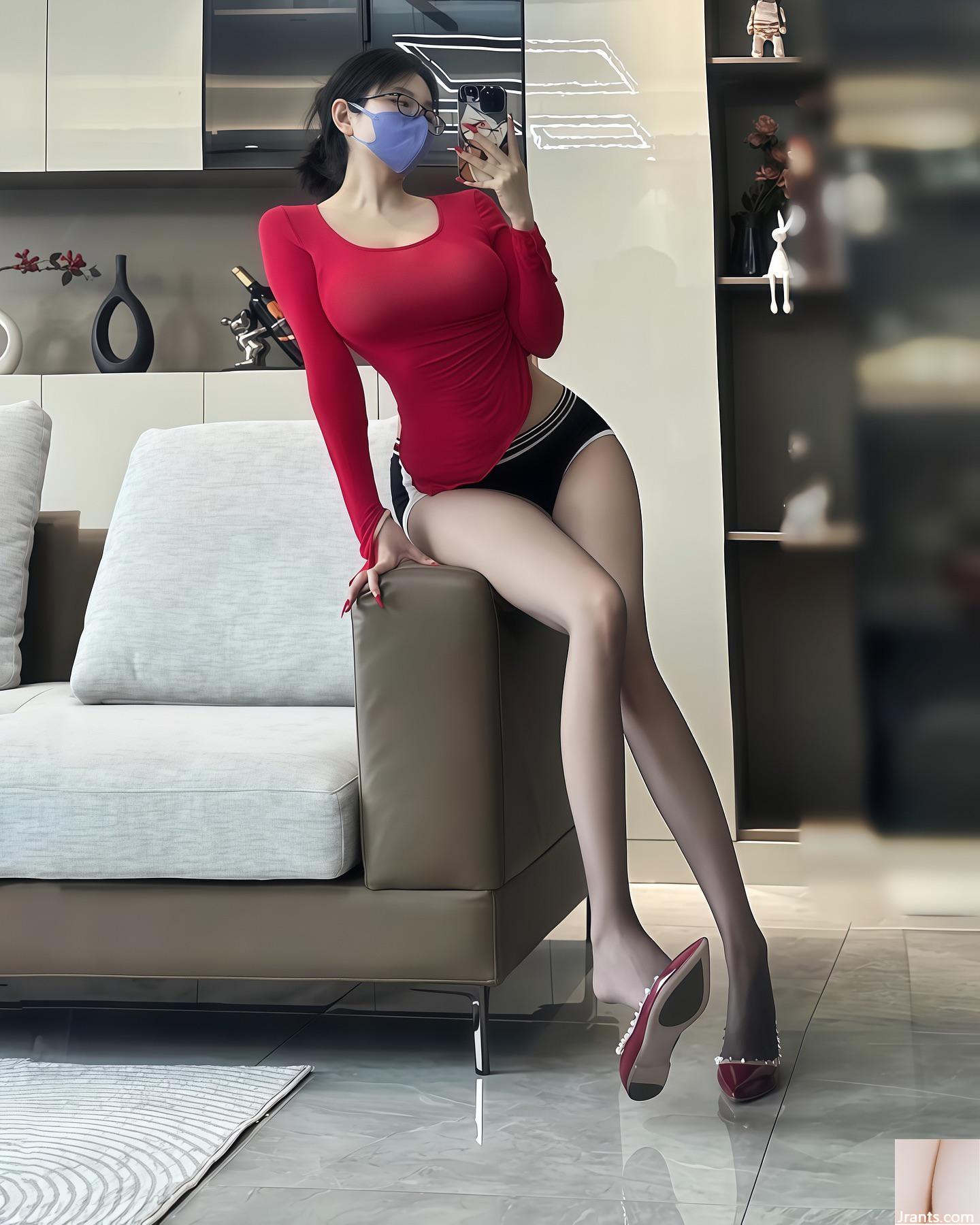 Vóc dáng chuẩn “Little Dodo”, đôi chân nóng bỏng và xinh đẹp đến mức ai cũng yêu mến (21P) - Ảnh 3