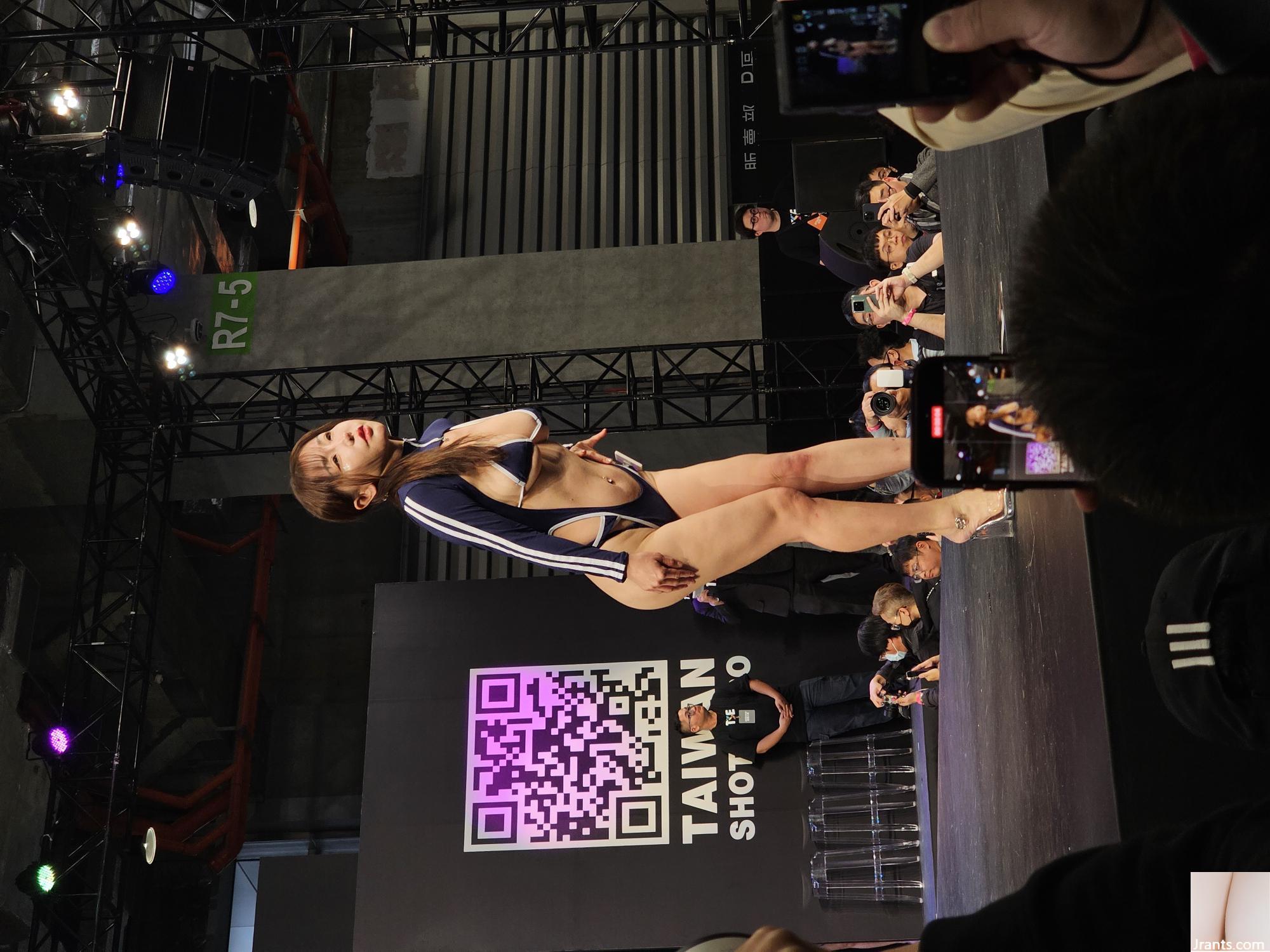 Phóng viên một ngày của Triển lãm ảnh TSE 2024 - Ảnh 7