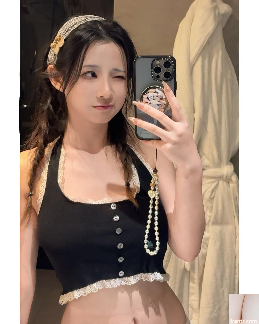 Cô nàng “bán bảo vật trên nĩa” dễ thương vừa sexy vừa gợi cảm với bộ ngực đầy đặn (28P) - Ảnh 23