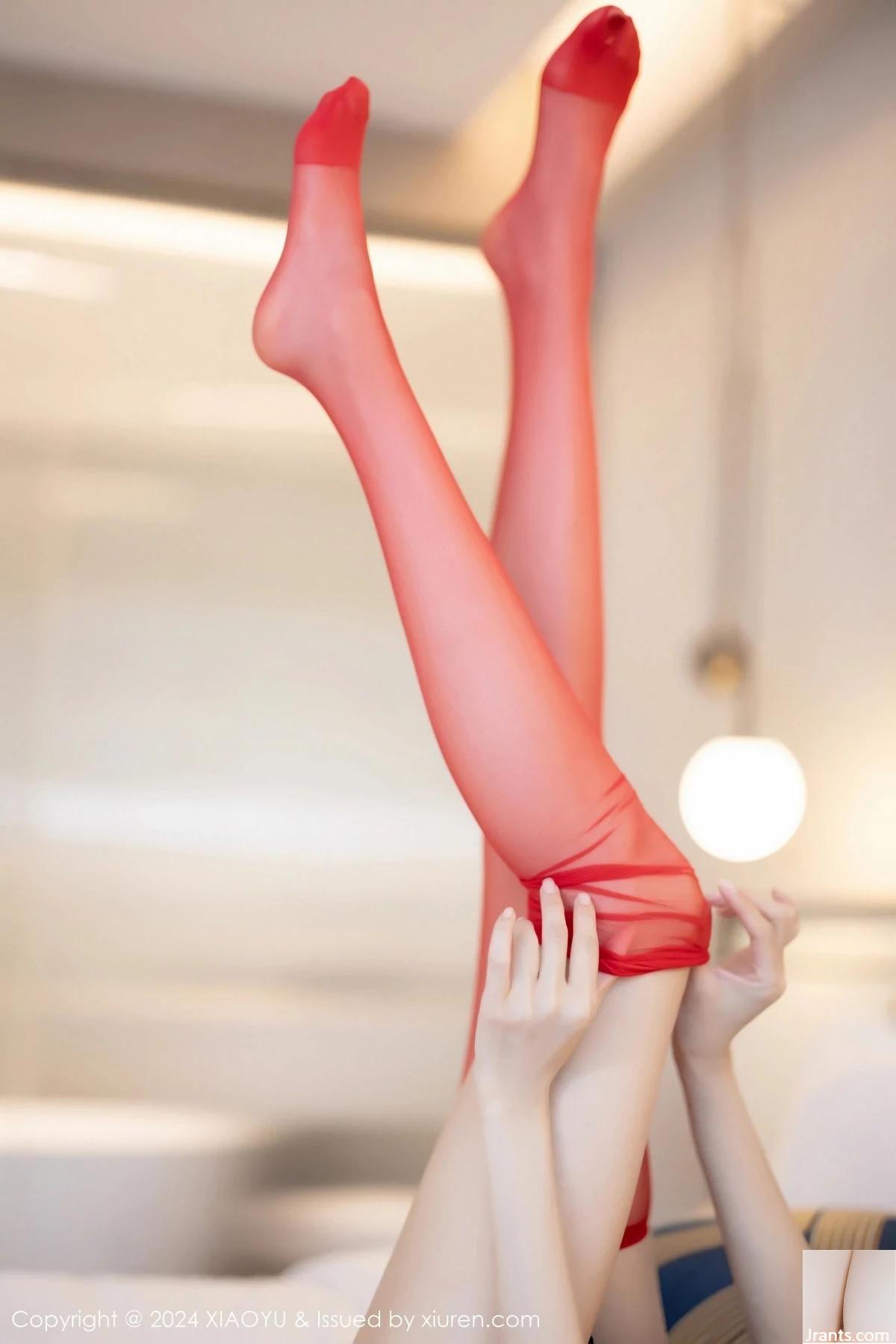 (XiaoYu) Vol.1212 Người mẫu Cheng Cheng Cheng váy lệch vai màu đen gợi cảm với đôi tất đen siêu mỏng khoe vóc dáng thon thả trong bộ ảnh quyến rũ (79P) - Ảnh 76