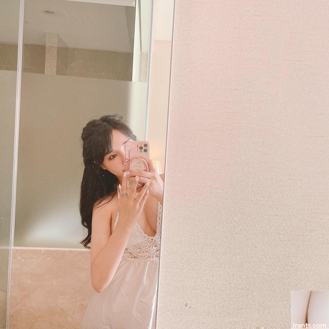 Vòng eo thon và tỷ lệ cơ thể nóng bỏng của “Ting Yin” sẽ khiến bạn chết lặng và choáng váng (25P) - Ảnh 20