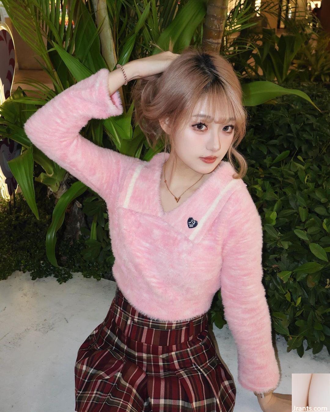 Cô phù thủy nhỏ “Qiu Siqi” vừa ngọt ngào vừa gợi cảm khiến người ta mê mẩn (20P) - Ảnh 4