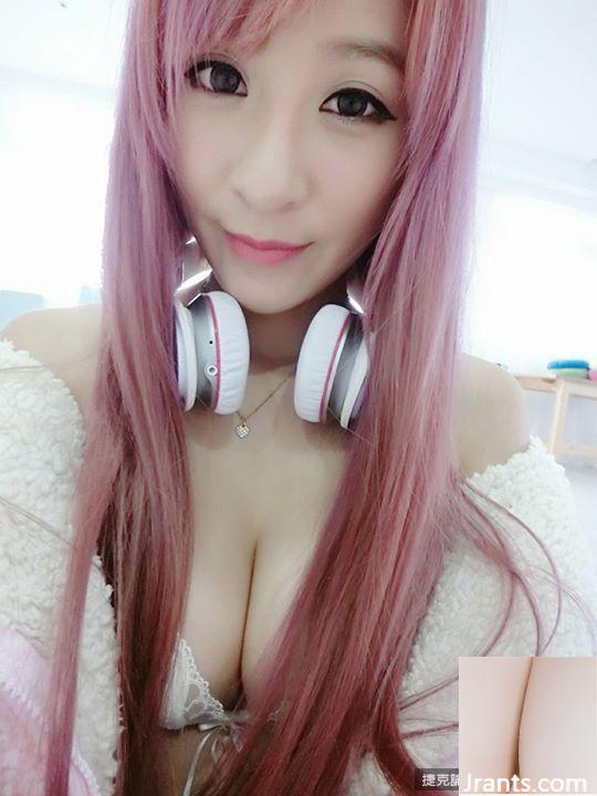 Ảnh PO gợi cảm của cô gái xinh đẹp Fei Xiaoju, tư thế này quá hôi (35P) - Ảnh 9