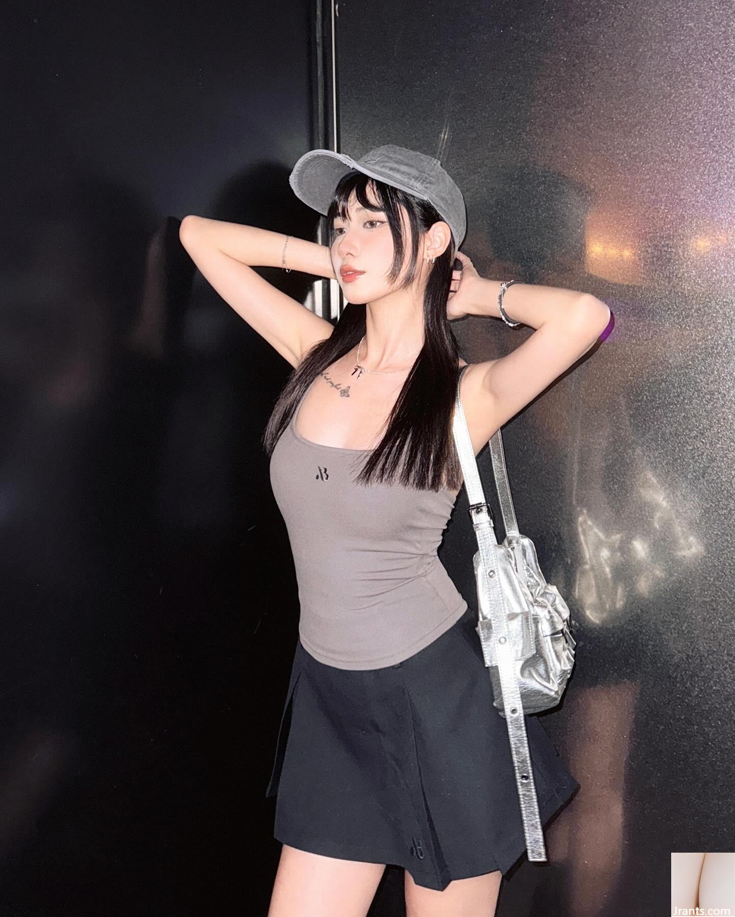 “Peiyu” ngực bự và ngực thấp khiến người ta không thể chịu nổi chỉ bằng một cái nhìn (23P)