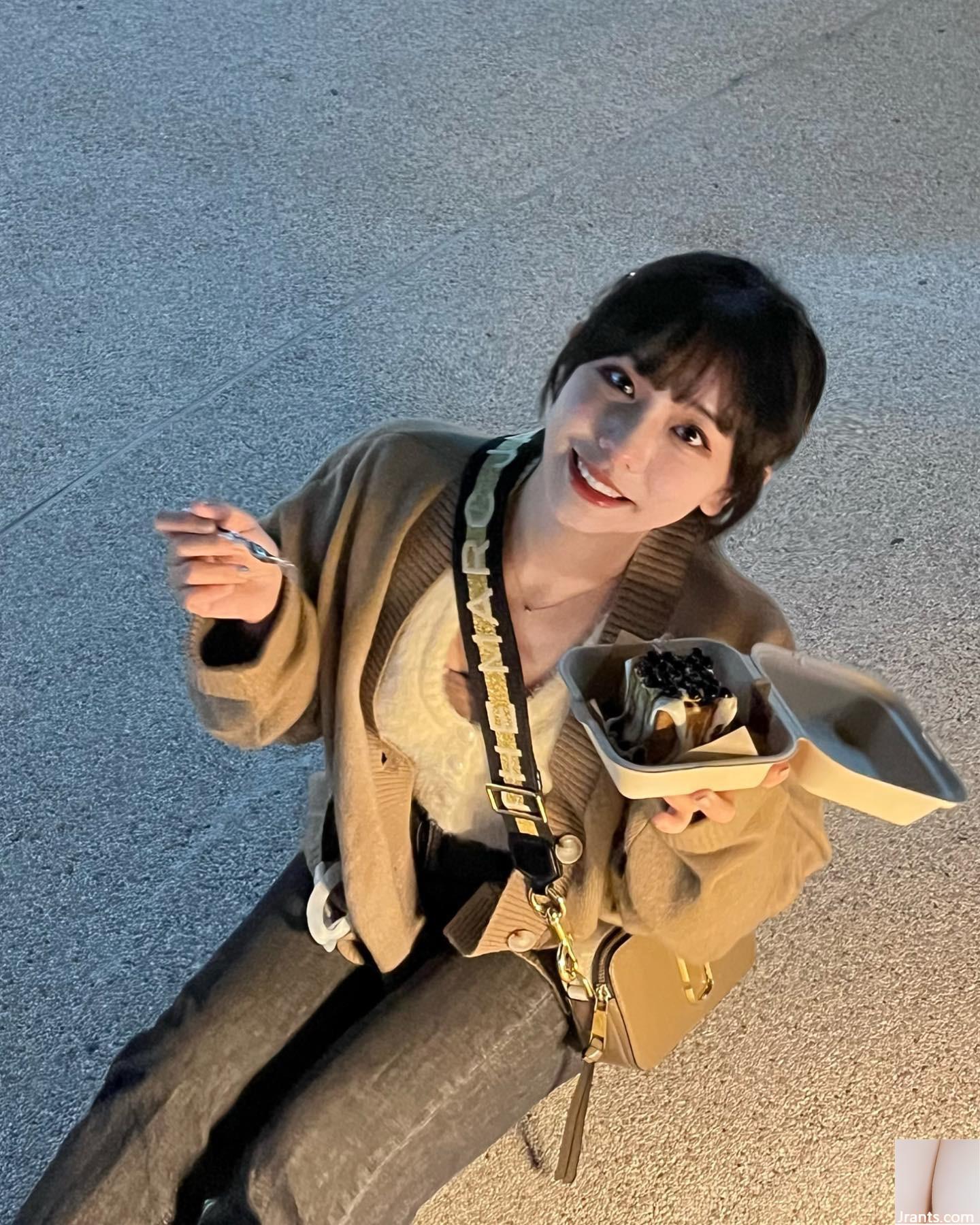 Nụ cười ngọt ngào (cpyy0502 “Ngực hơi lộ ra ngoài, ai cũng thích không thể rời mắt (12P) - Ảnh 10