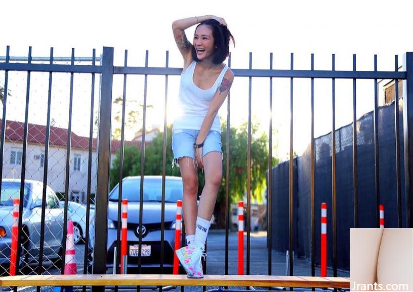 “Nữ thần Quốc Quang” Nana Liang Liang Yunfei đăng “ảnh ngực khủng, căng phồng” vào đêm khuya khiến cư dân mạng mất ngủ (40P) - Ảnh 28