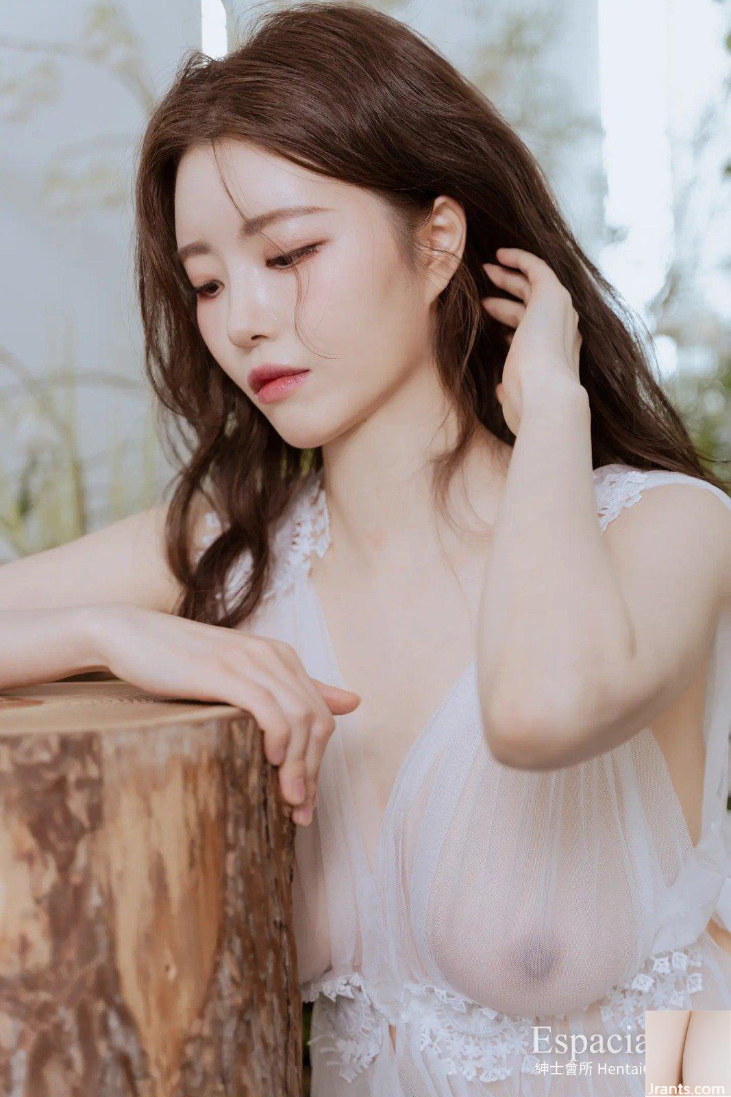 SpaceKorea EHC111 YUA (51P) - Ảnh 12