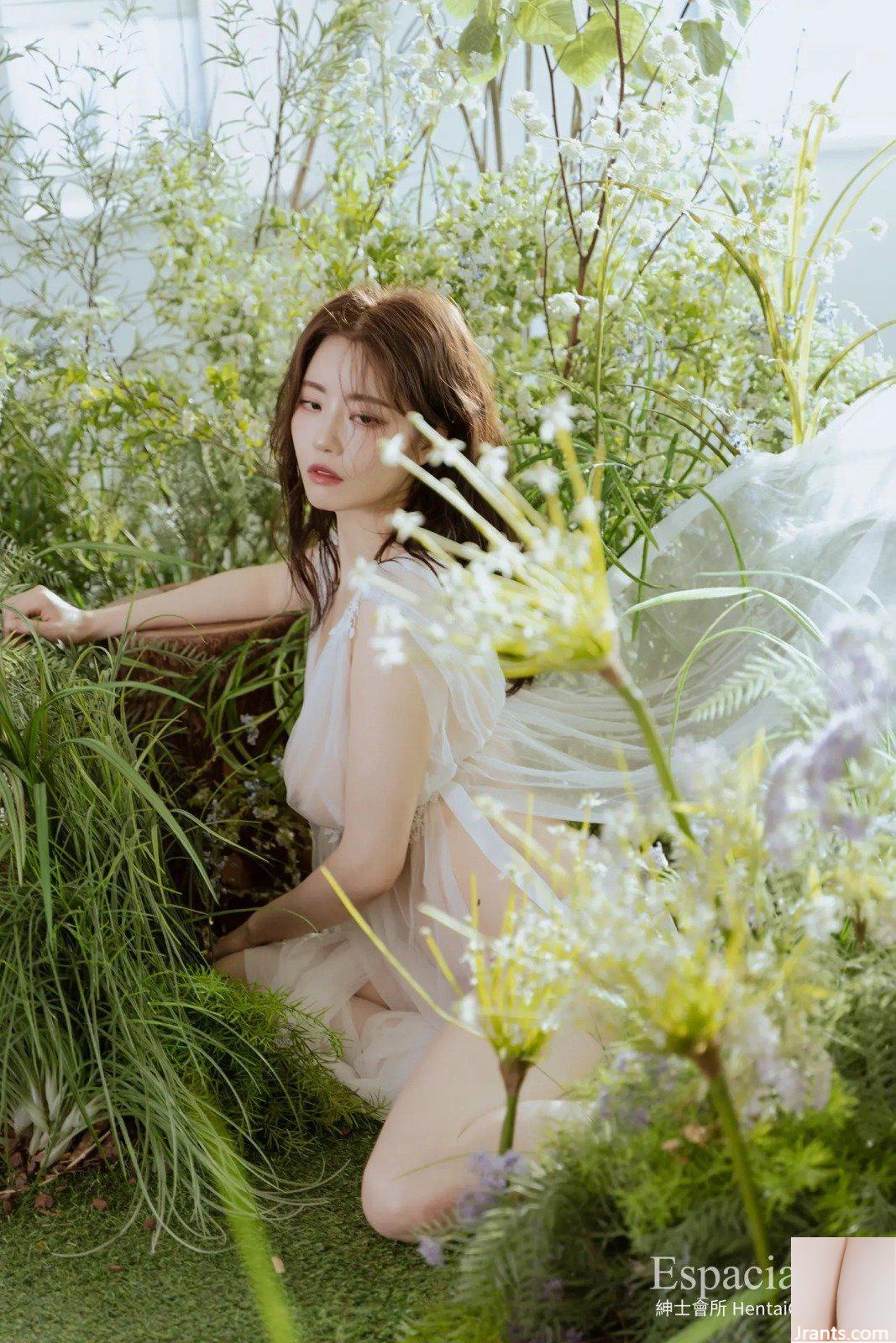 SpaceKorea EHC111 YUA (51P) - Ảnh 32