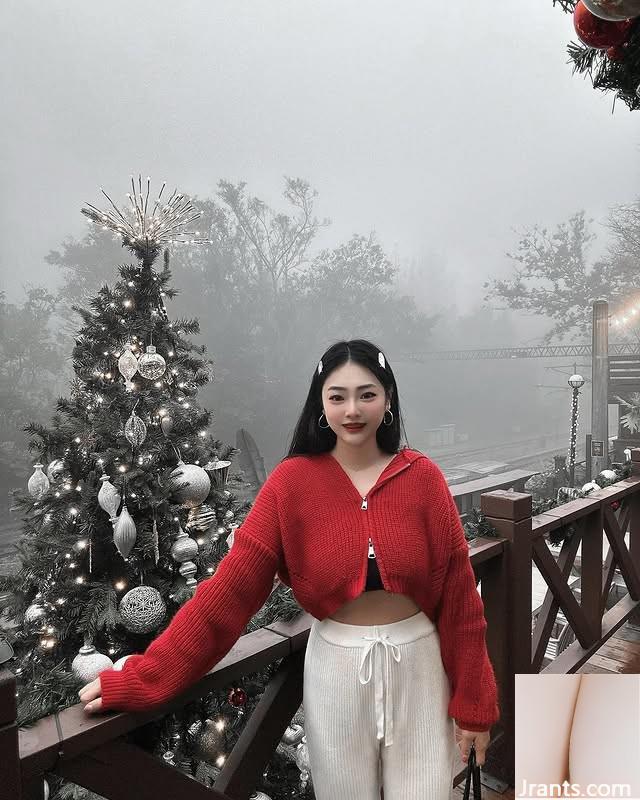 Nữ thần “Ke Ke” có làn da công bằng và khuôn mặt đẹp (10p) - Ảnh 3