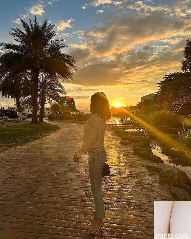 “Rainie Ye” Tôi chỉ nhận ra rằng hình người của tôi là siêu bất thường khi tôi đổi thành bộ bikini (10p) - Ảnh 4