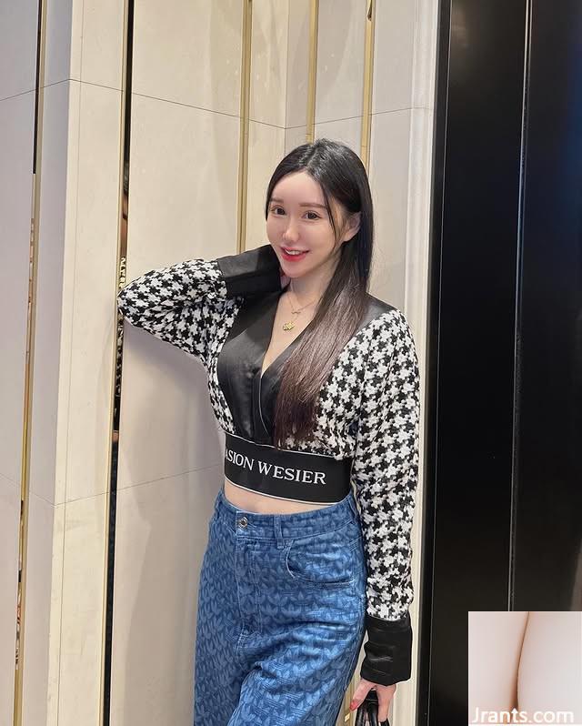 Vú đầy đủ và chắc chắn, tỷ lệ cơ thể “Miqi” tốt đến mức họ không giống người thật (10p) - Ảnh 4