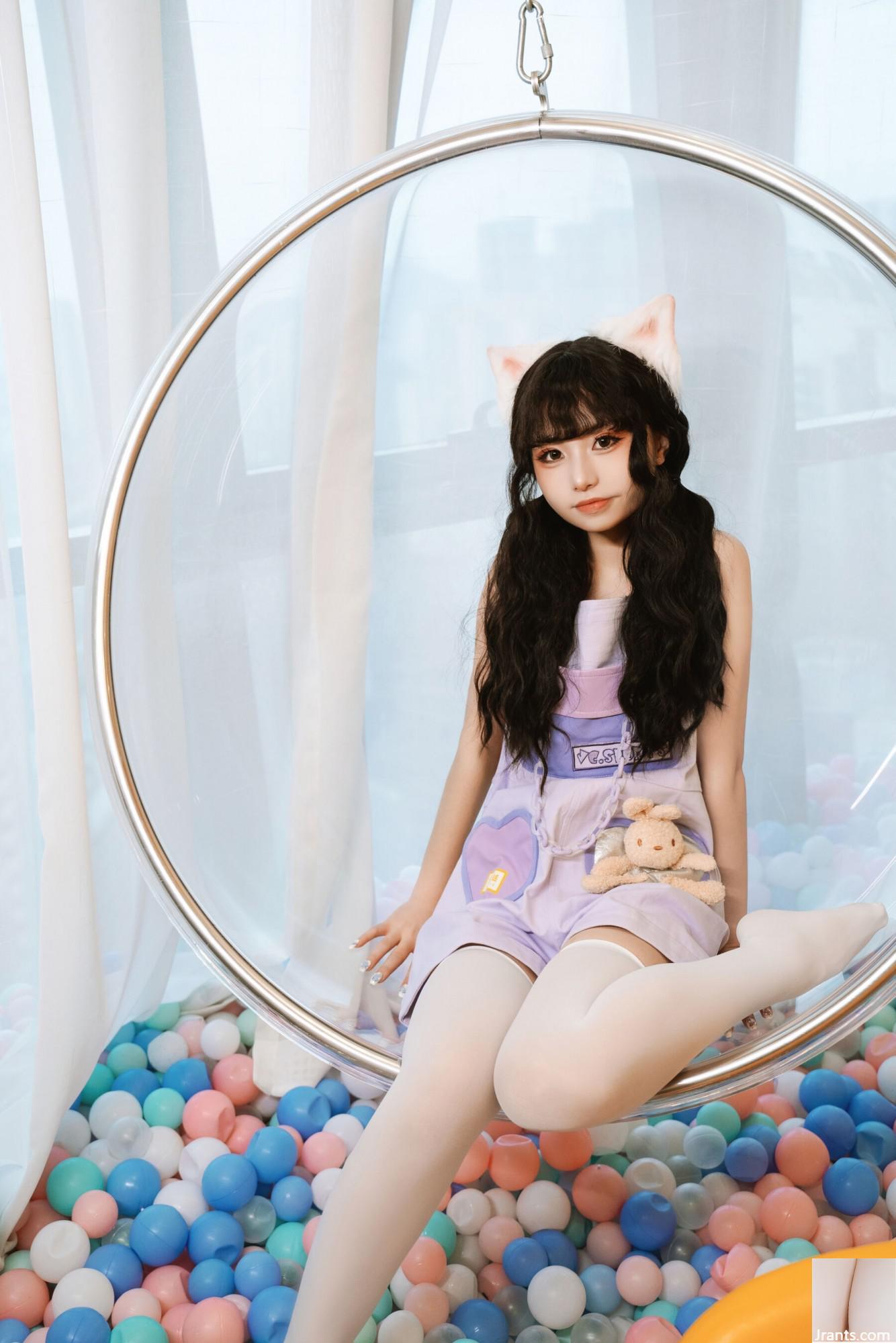 Miao Xiaoji “Xiaoji’s Thank You Gift 2” (61p)