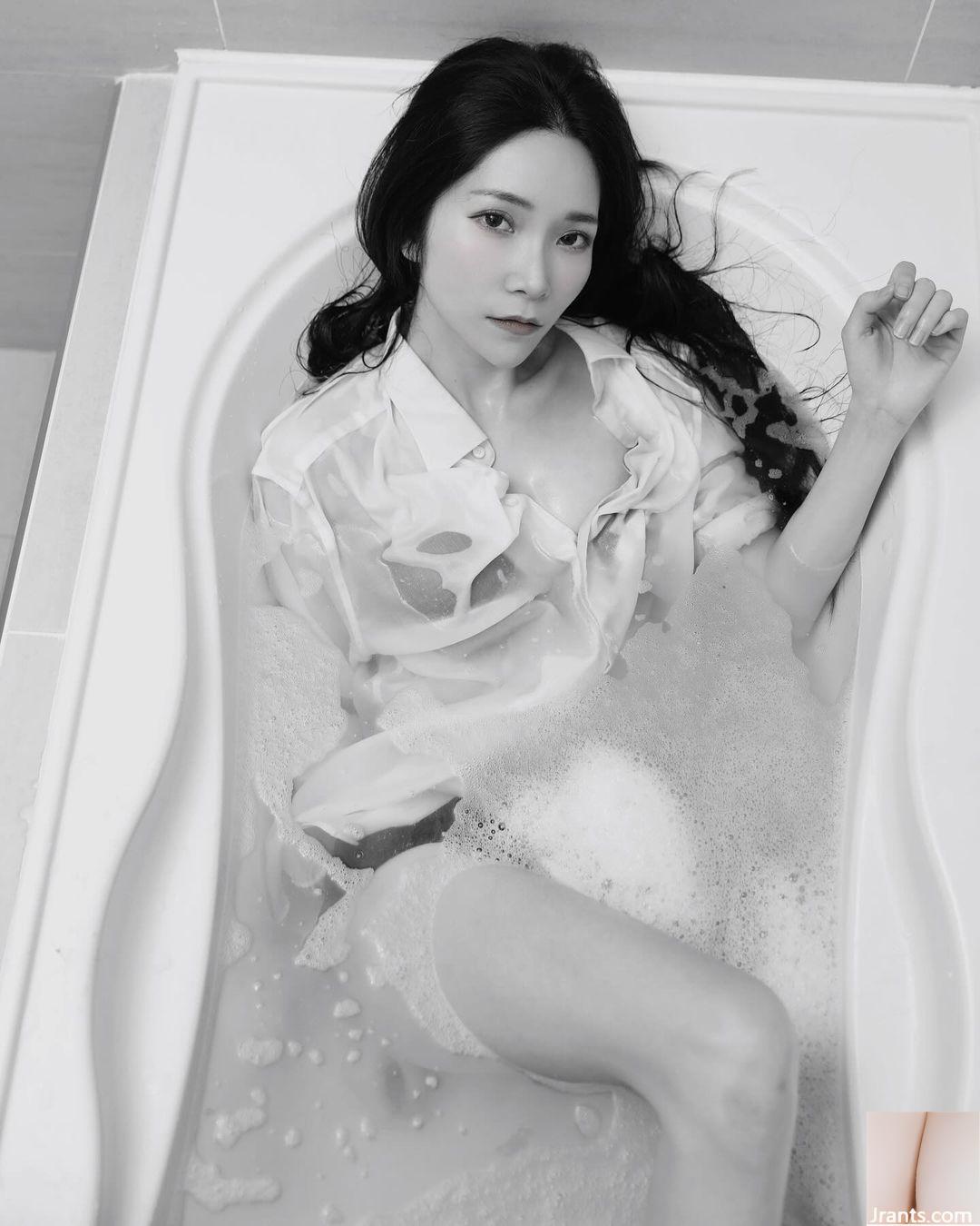 Sexy Little Demon “Li Quanquan” sex cảm thấy không thể chịu đựng được (23p) - Ảnh 15