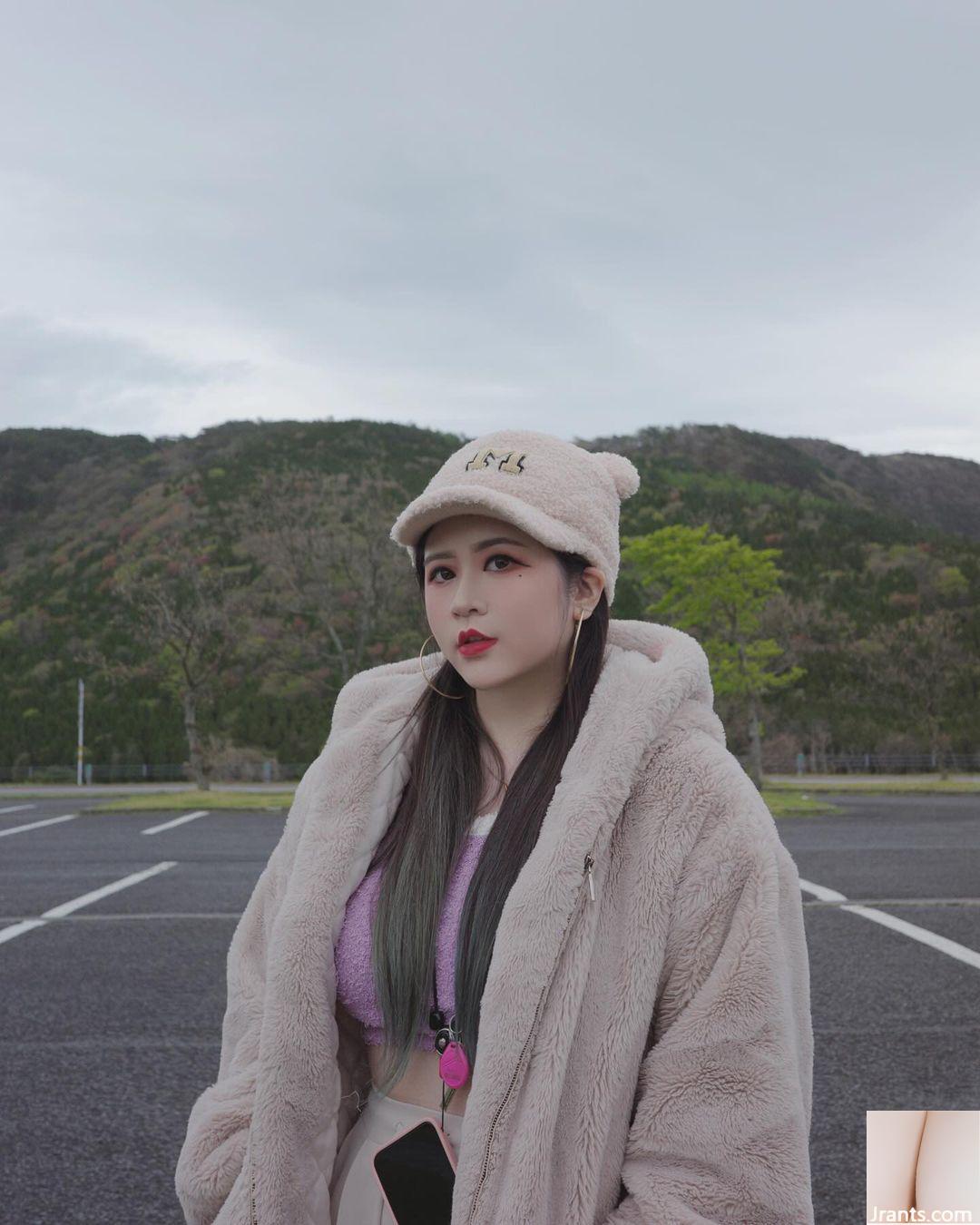 “Fenfen” cho thấy bộ ngực trắng và mềm, một chữ V sâu mở ra trên ngực (19p) - Ảnh 8