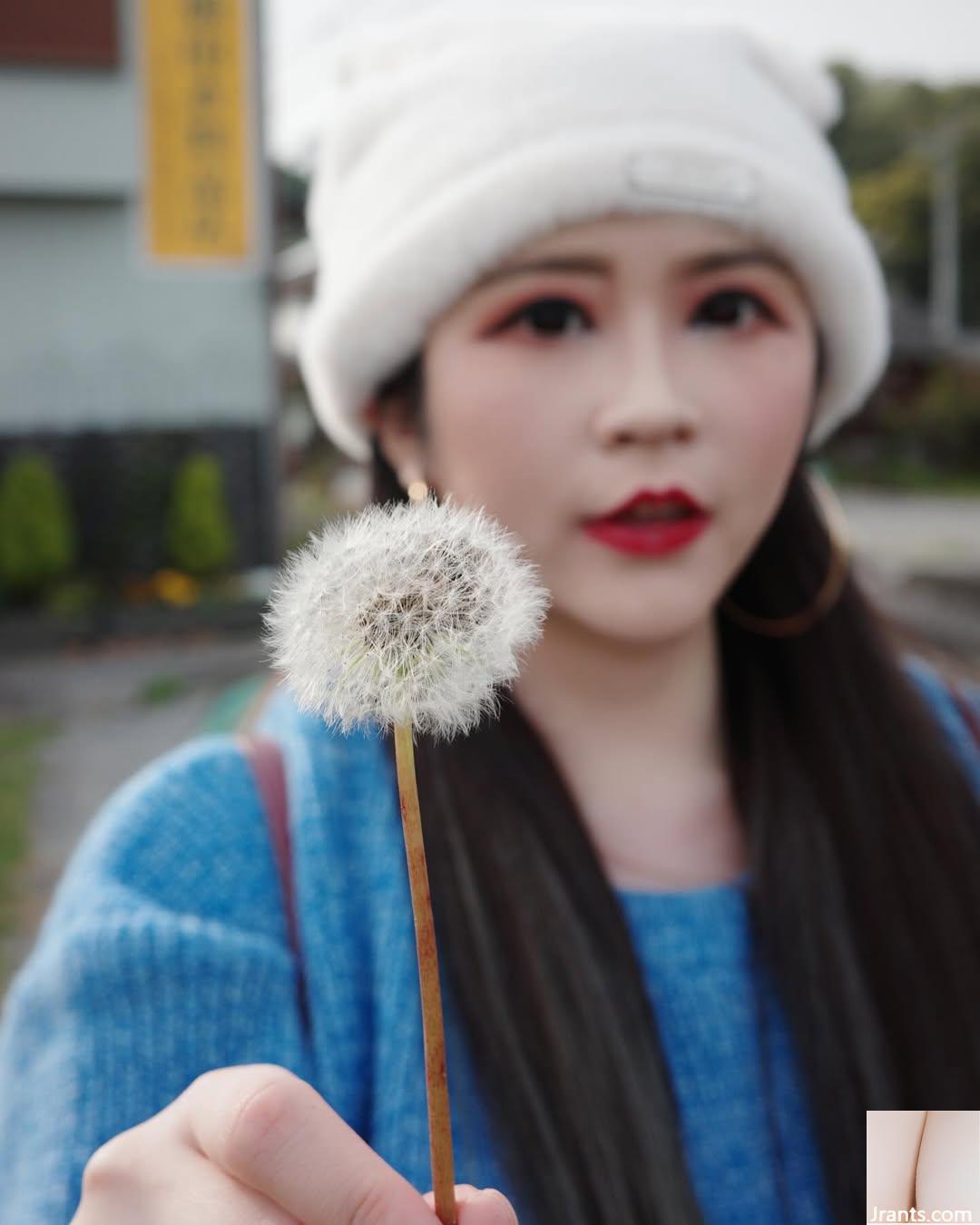 “Fenfen” cho thấy bộ ngực trắng và mềm, một chữ V sâu mở ra trên ngực (19p) - Ảnh 9