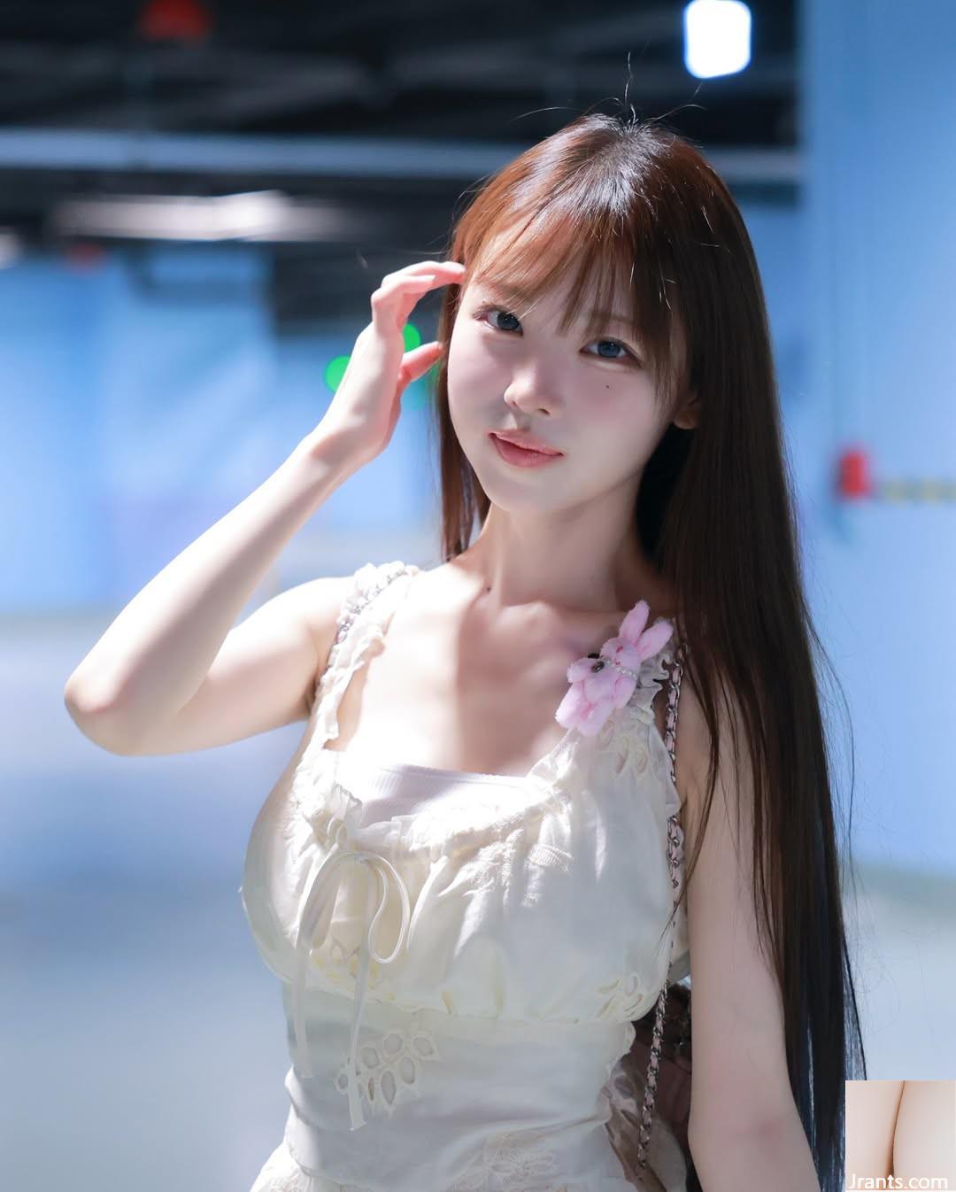 “Zhao Tutu” có thân hình ma quái đầy đặn đến mức không ngờ lại đẹp đến thế (10P)