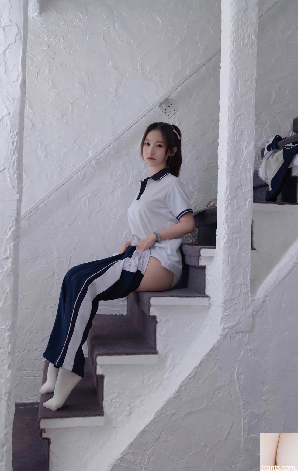 Cô gái ngực to tốt nhất Bang đầy đặn và mông xinh đẹp hấp dẫn làn da công bằng và đôi chân ngọc trai gợi cảm (18p) - Ảnh 6