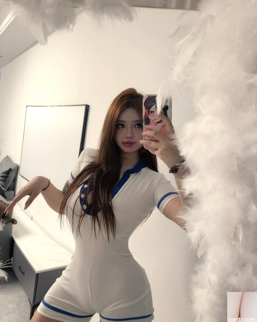 Mô hình nóng “U” Đồ lót tiếp xúc với vú (21p) - Ảnh 12