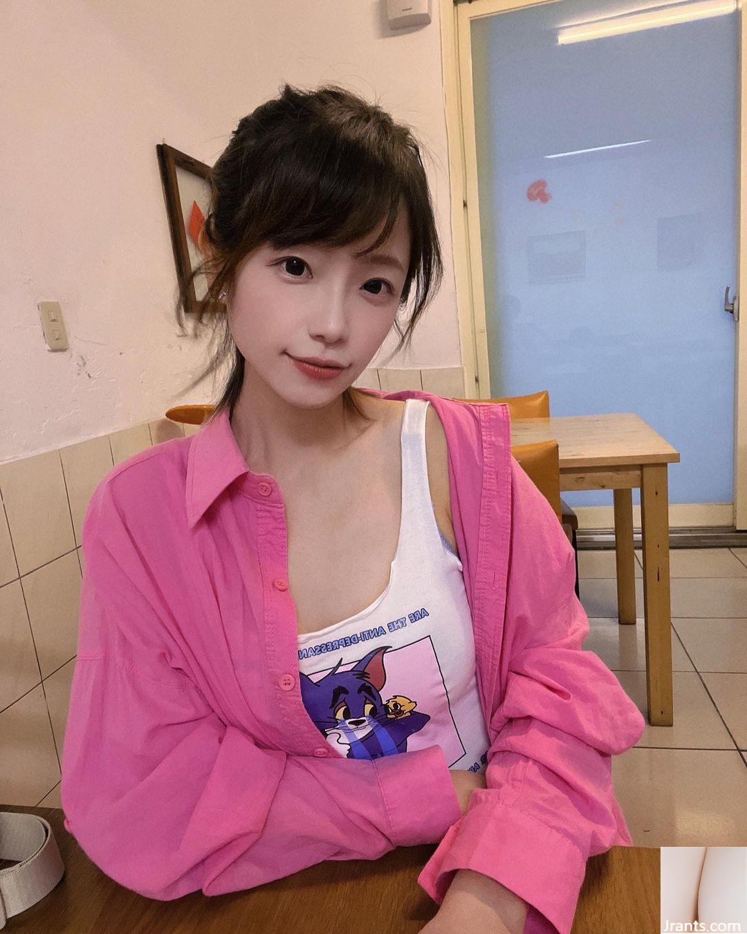 Ngực là tròn và đầy đặn, “Weng YouYou” là những người khó tính (19P) - Ảnh 18