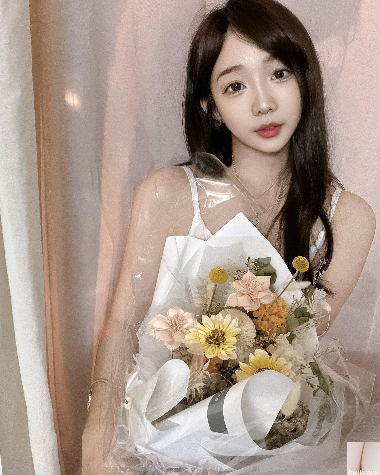 Đường cong cơ thể mảnh khảnh “Wang Xuanyu” cám dỗ sâu - Ảnh 10