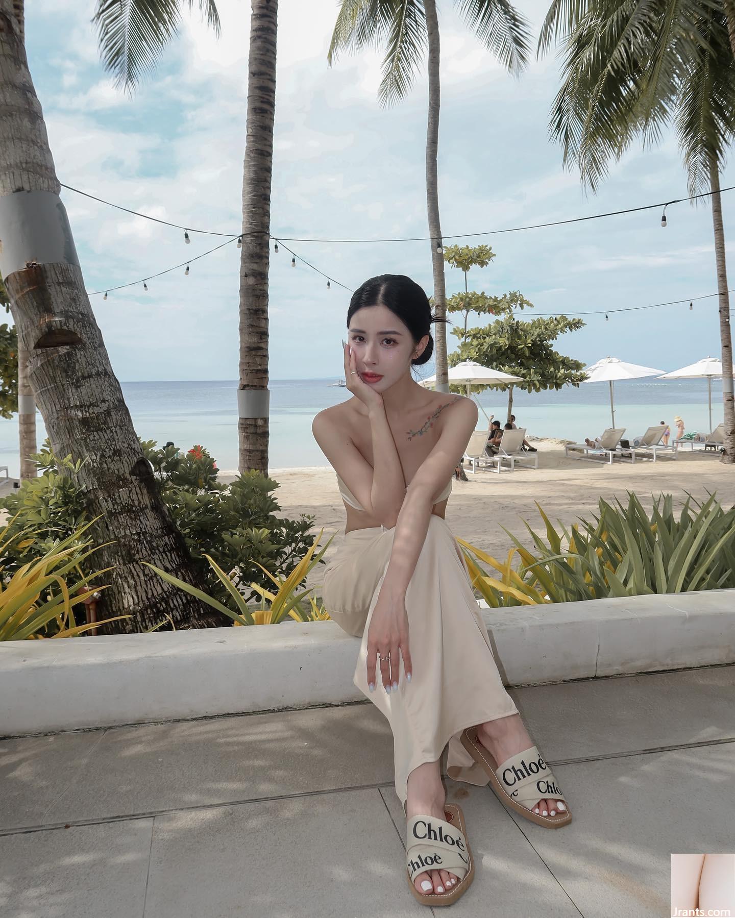 Nụ cười ngọt ngào, thân hình nóng bỏng “ - Ảnh 17