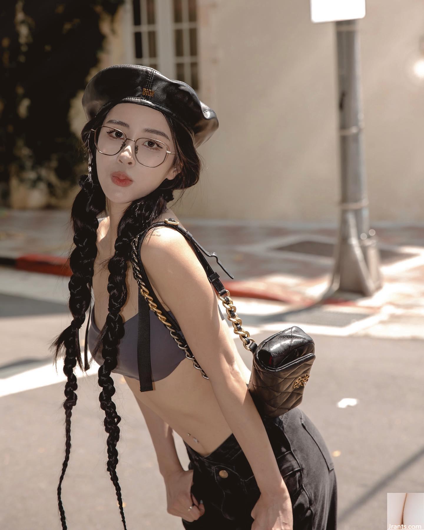 Nụ cười ngọt ngào, thân hình nóng bỏng “ - Ảnh 19