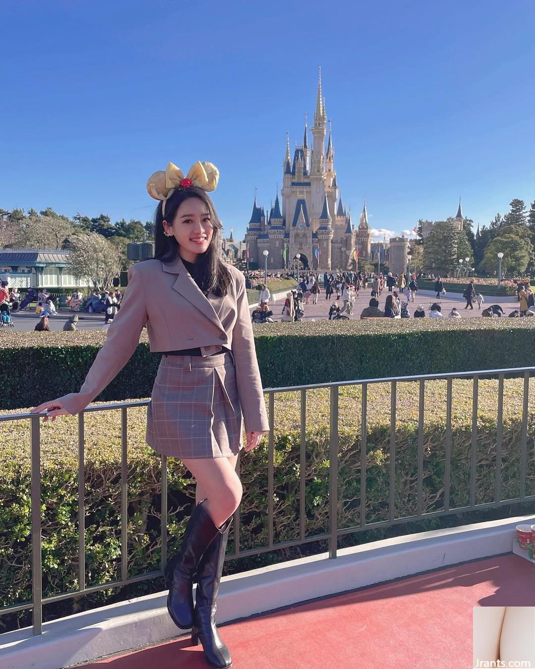 Cơ thể chất lượng cao “Ye Zijing Gin” nụ cười ngọt ngào phá vỡ bàn (16p) - Ảnh 13