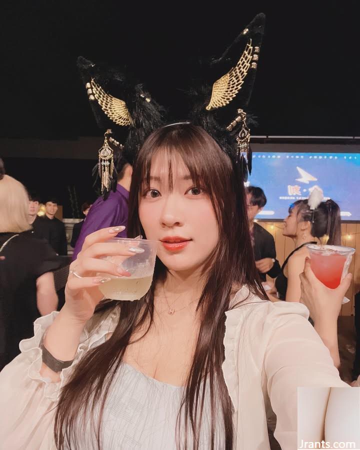 Đôi mắt to người yêu “qiuqiu_mika” khuôn mặt đẹp nhất là quá ngọt ngào (20p) - Ảnh 2