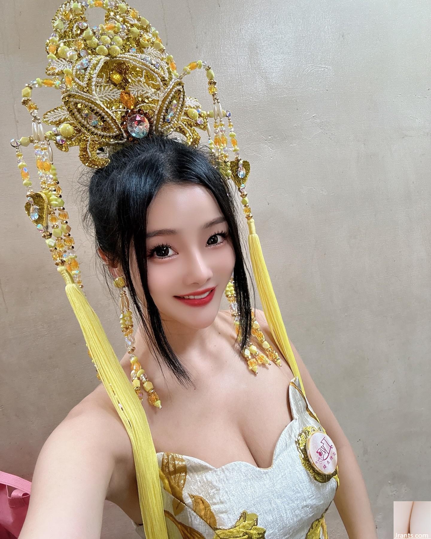 “Yan Luoxi” ngực tròn khiến mọi người không thể dừng lại (17p)