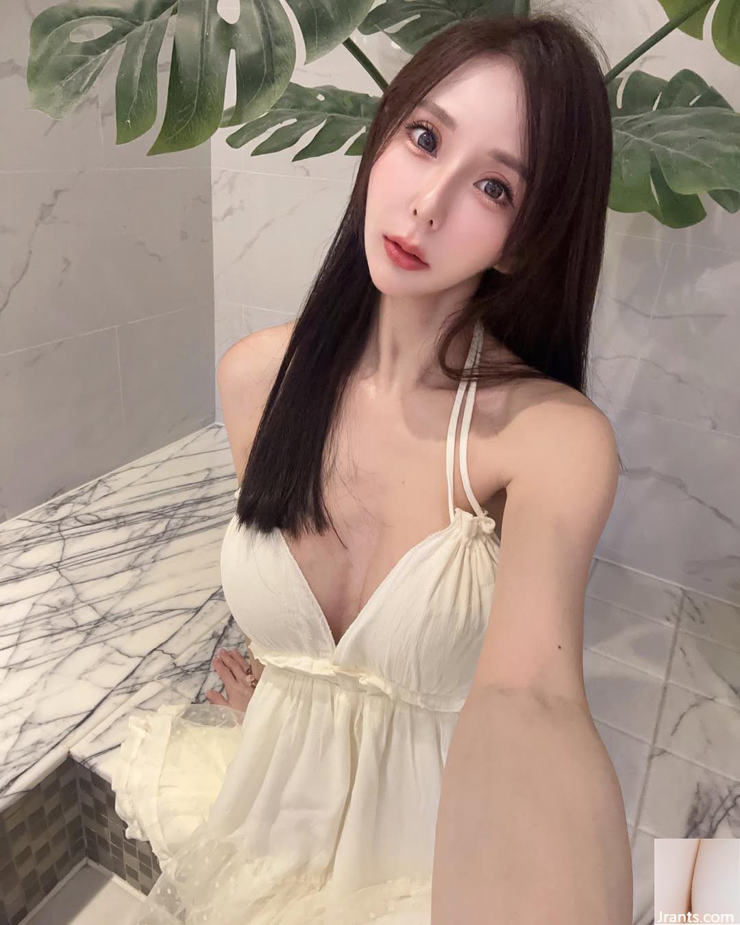 Bộ ngực đầy đủ tràn ra quan điểm xấu xa của sự cám dỗ cực đoan của “Susan” (25p) - Ảnh 9