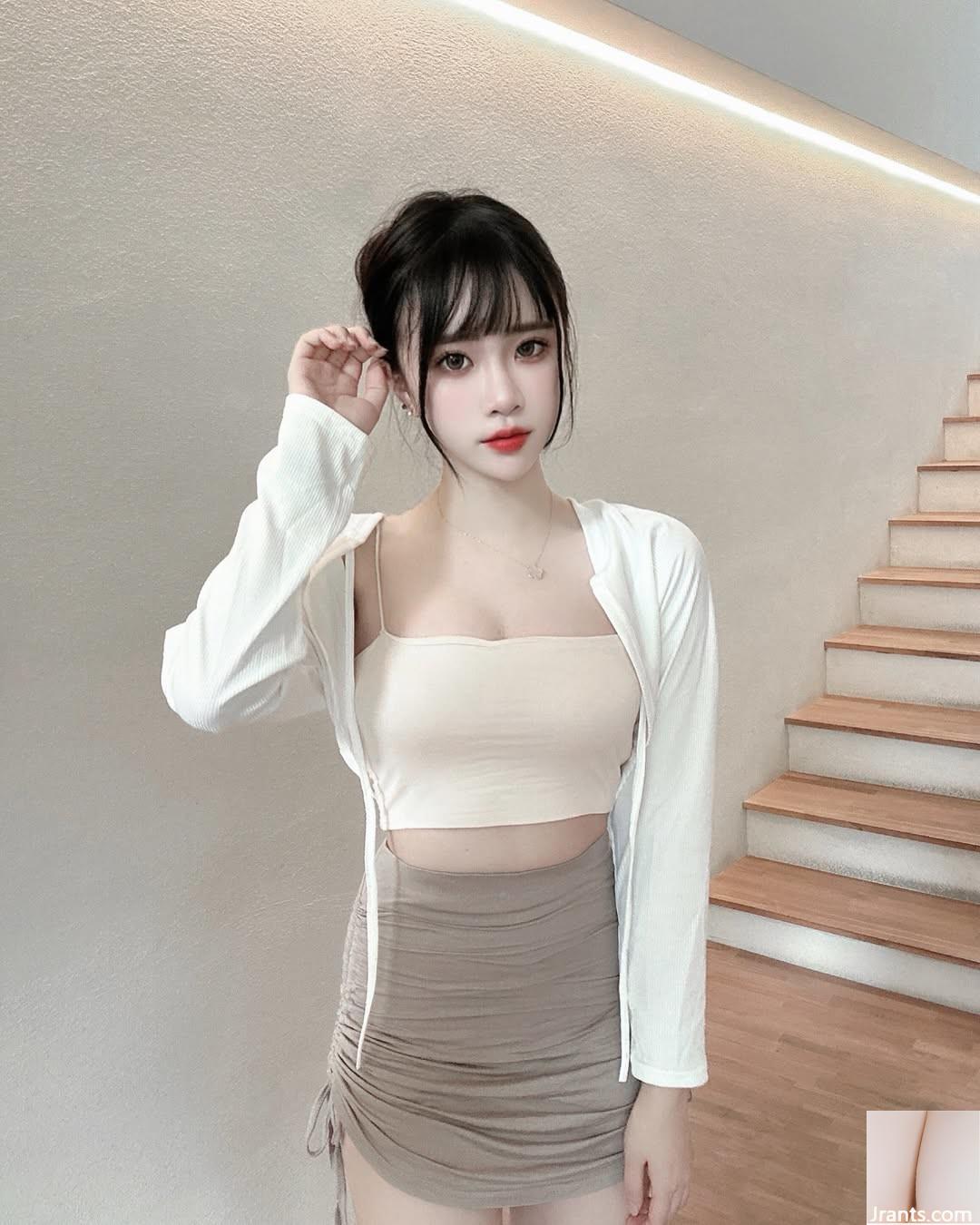 (Yun Yun “Trông phát hành Super Power (23p) - Ảnh 5