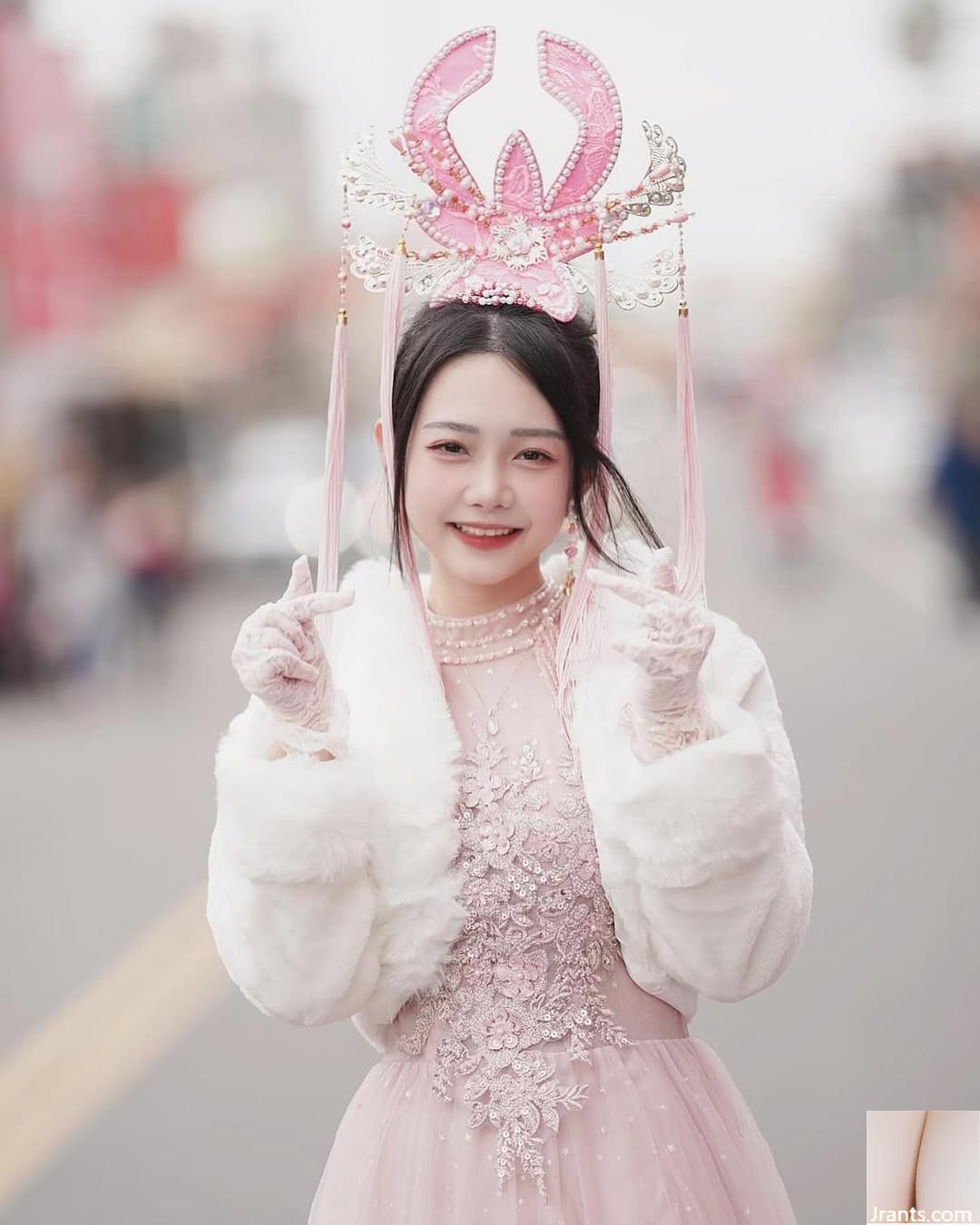 “(Snowfish 23” Sự kết hợp hoàn hảo của sự đẹp trai và quyến rũ! (21p) - Ảnh 2