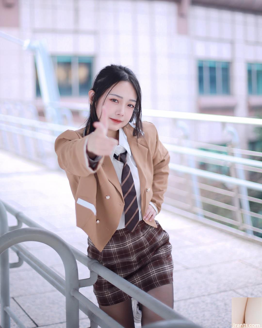 “(Snowfish 23” Sự kết hợp hoàn hảo của sự đẹp trai và quyến rũ! (21p) - Ảnh 3