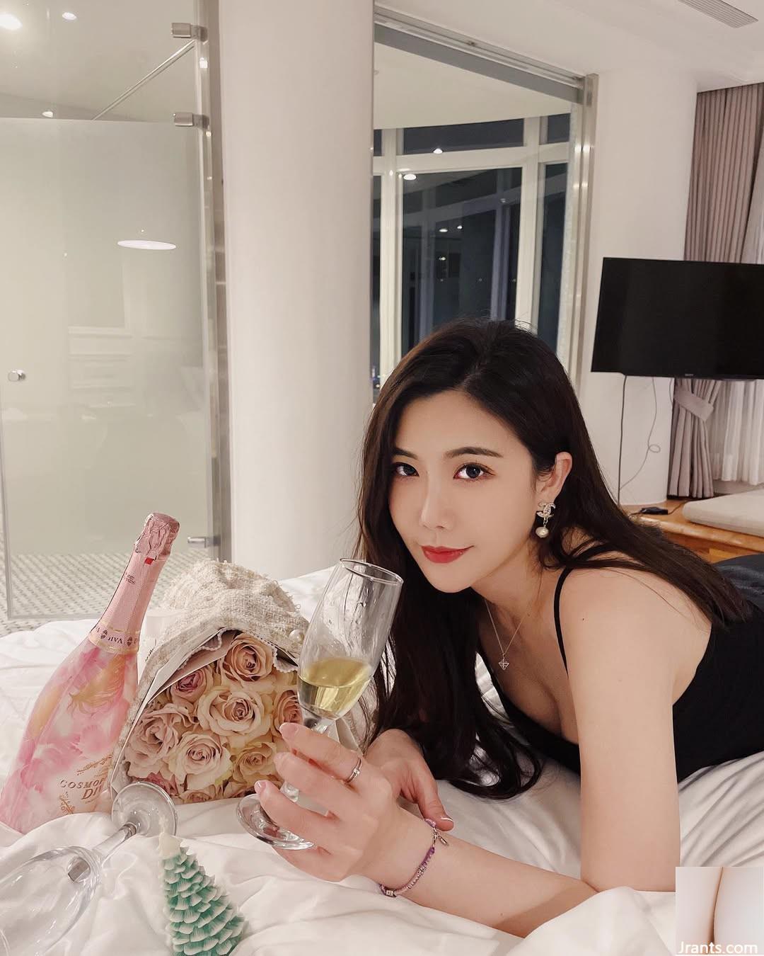 Hơi thở ngọt ngào “Luna” Fairy xuống Trái đất đến sự cám dỗ cực độ của vẻ đẹp (22p) - Ảnh 8