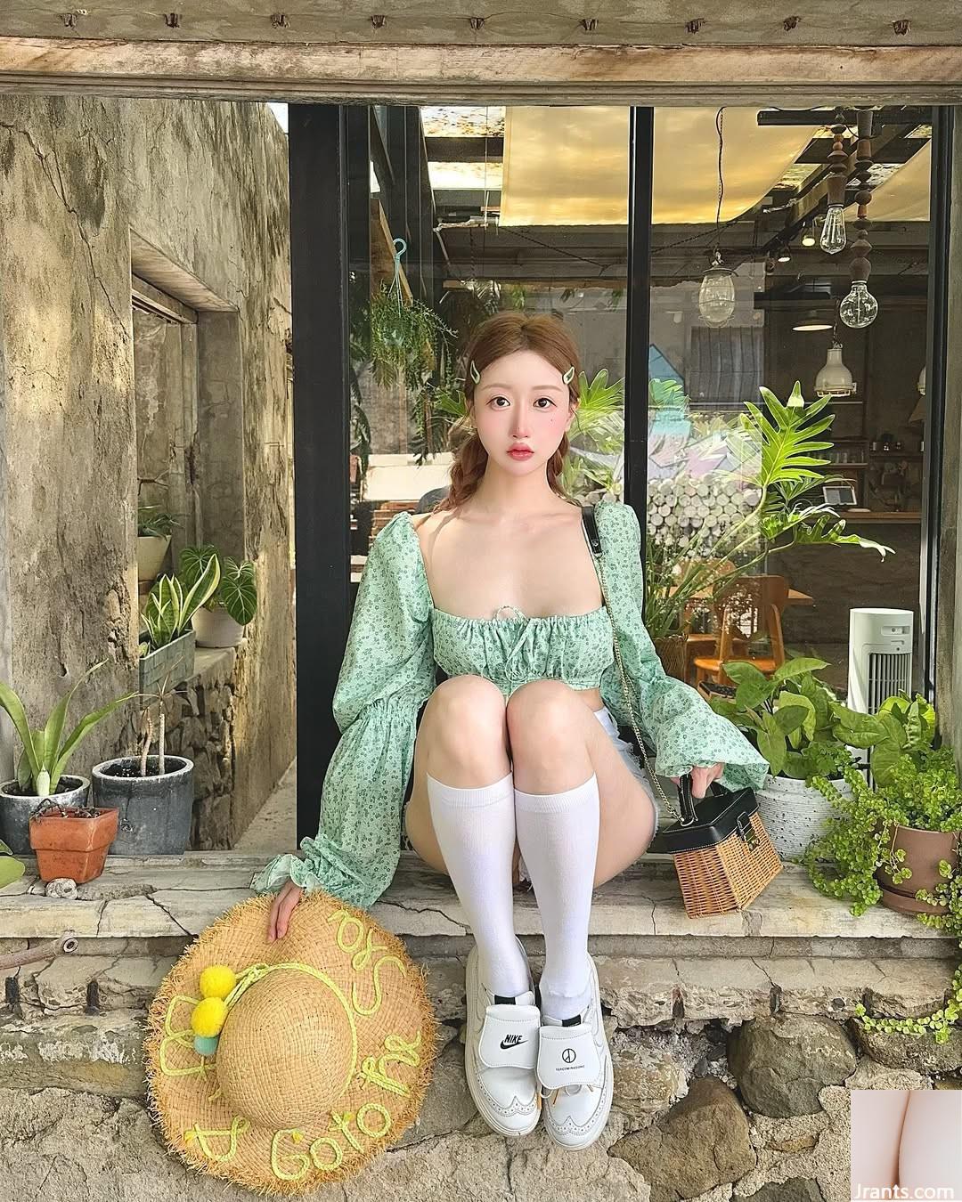 Sexy Big Sister “Ye Nini” kích hoạt làn sóng đói (32p) - Ảnh 5