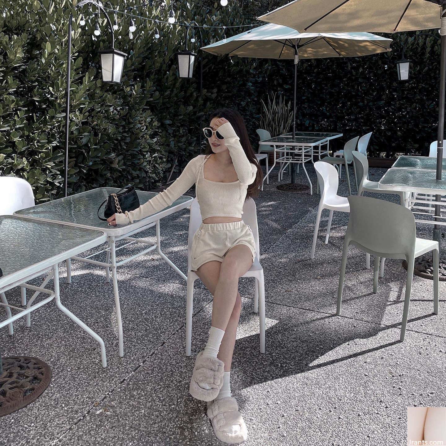 Tính năng khuôn mặt tinh khiết và tinh tế “Ke Ke” Evil và Plump Rest (14p) - Ảnh 1