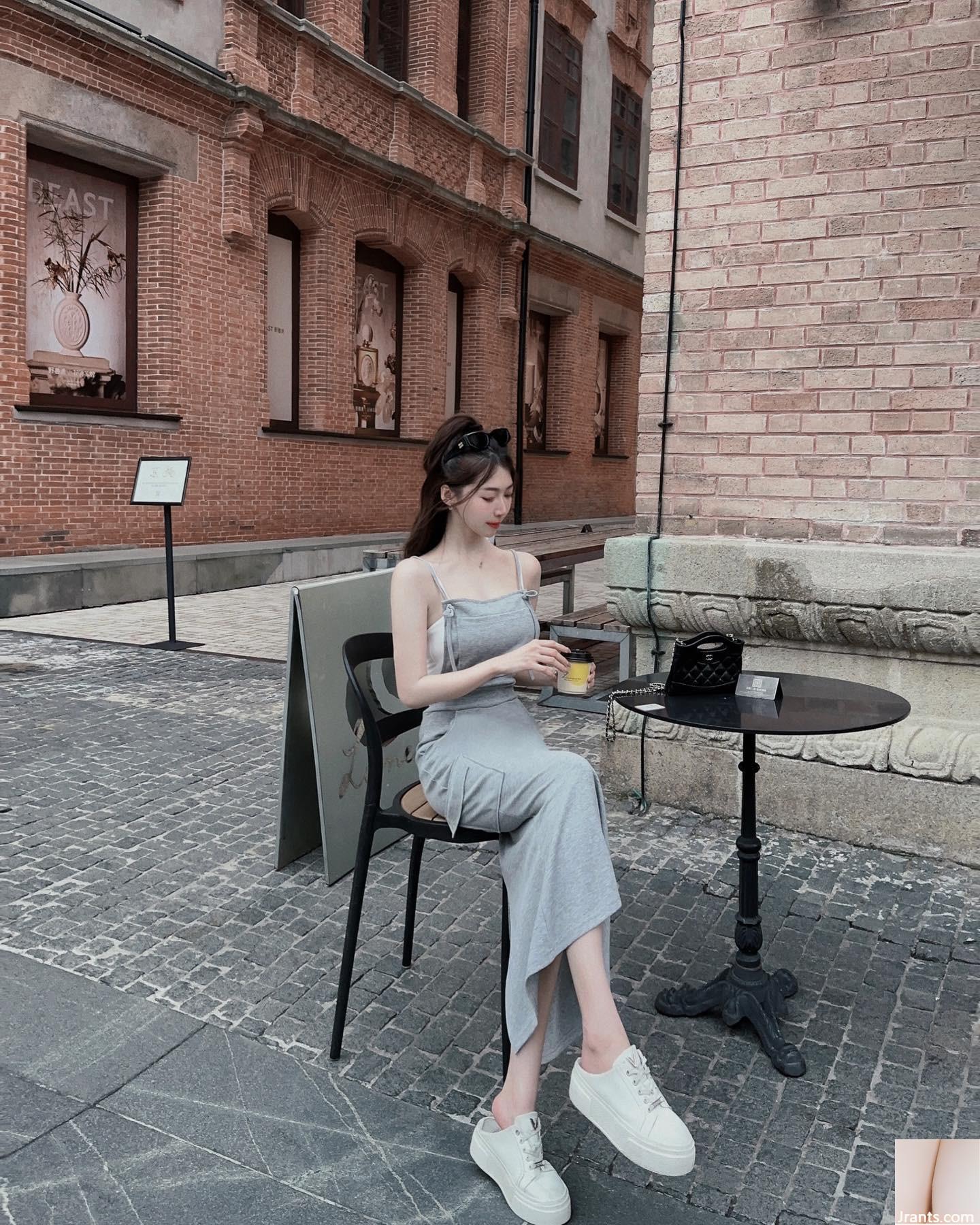 Sự cám dỗ tuyệt vời của đôi mắt điện “cằm” sẽ quyến rũ mọi người (12p) - Ảnh 3